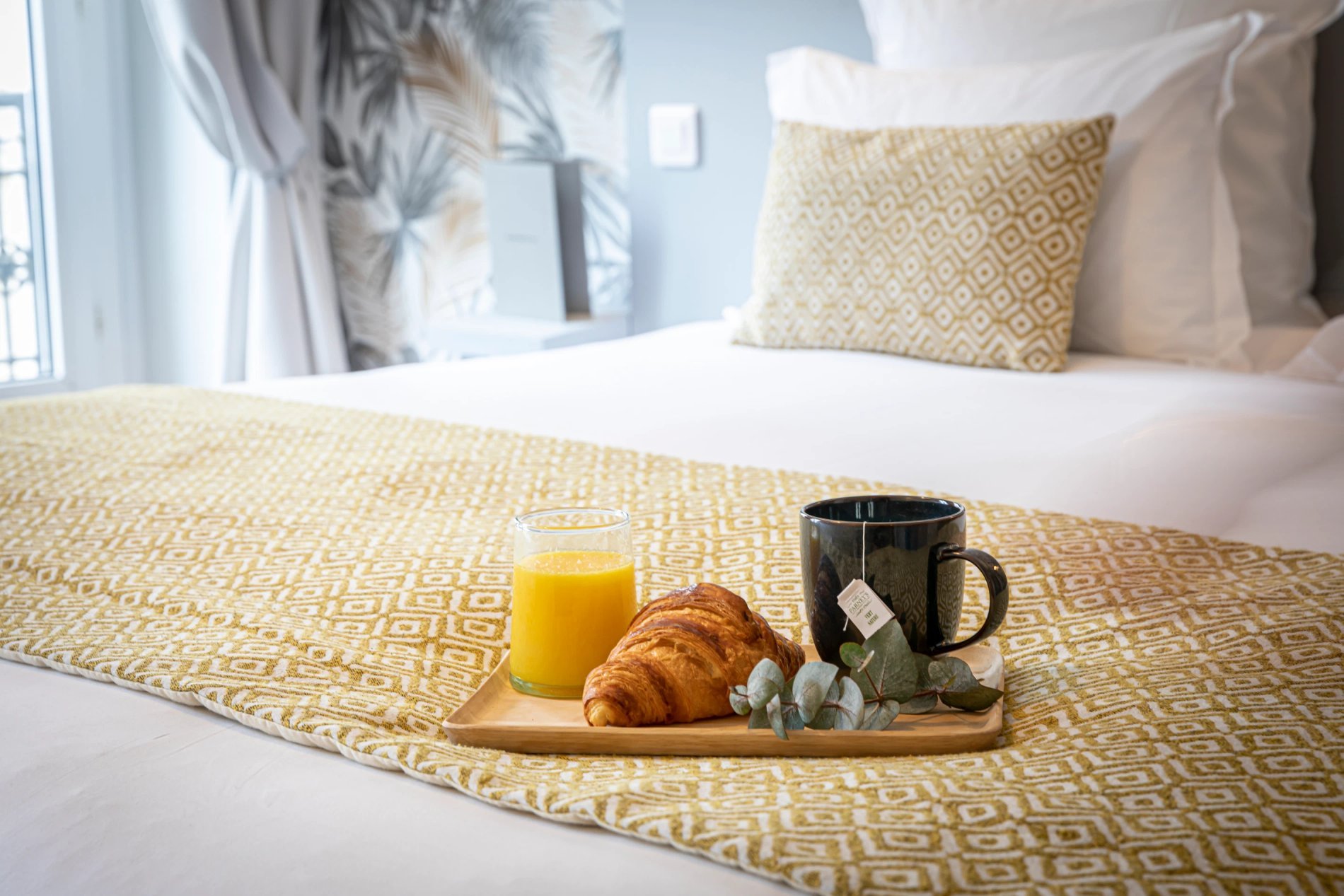 Splendid Hôtel | Petit-Déjeuner Chambre Thé Café Jus Croissant