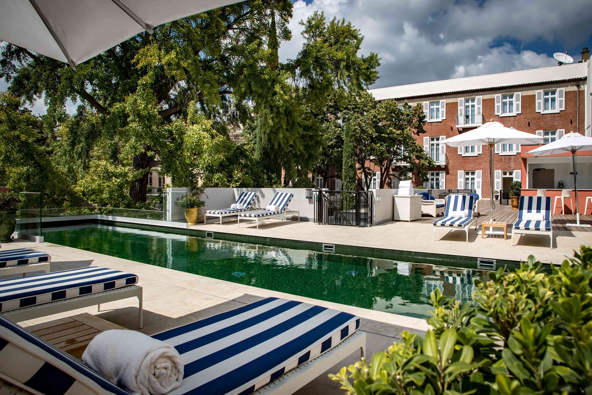 MAH L'Imperator | Hôtel piscine Nîmes