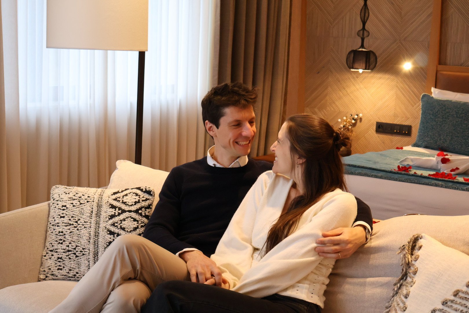 4dd73d40-609b-497b-aae5-b21e25b93606