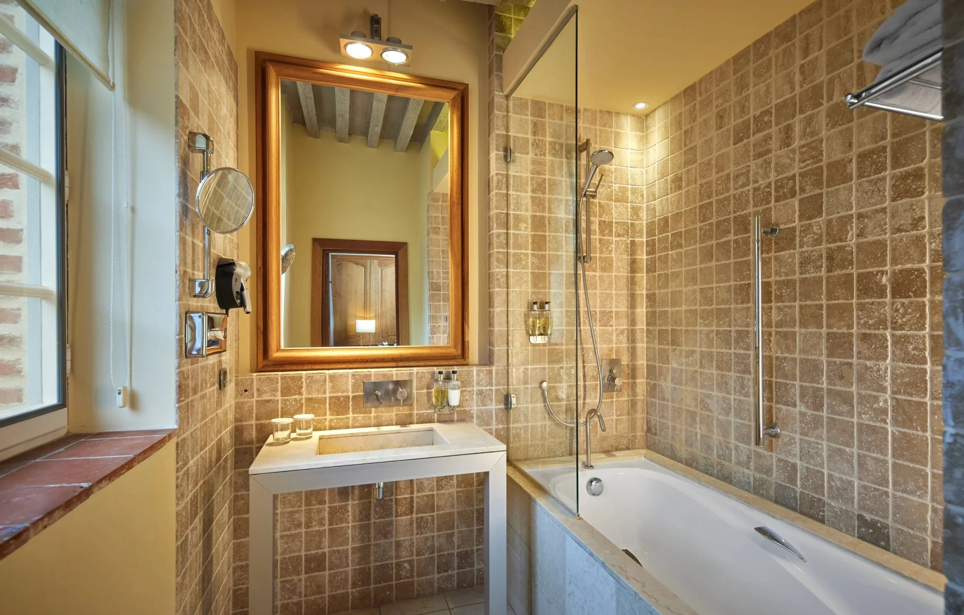 Hotel & Spa L' Hermitage Gantois | Standard Room | Bathroom
