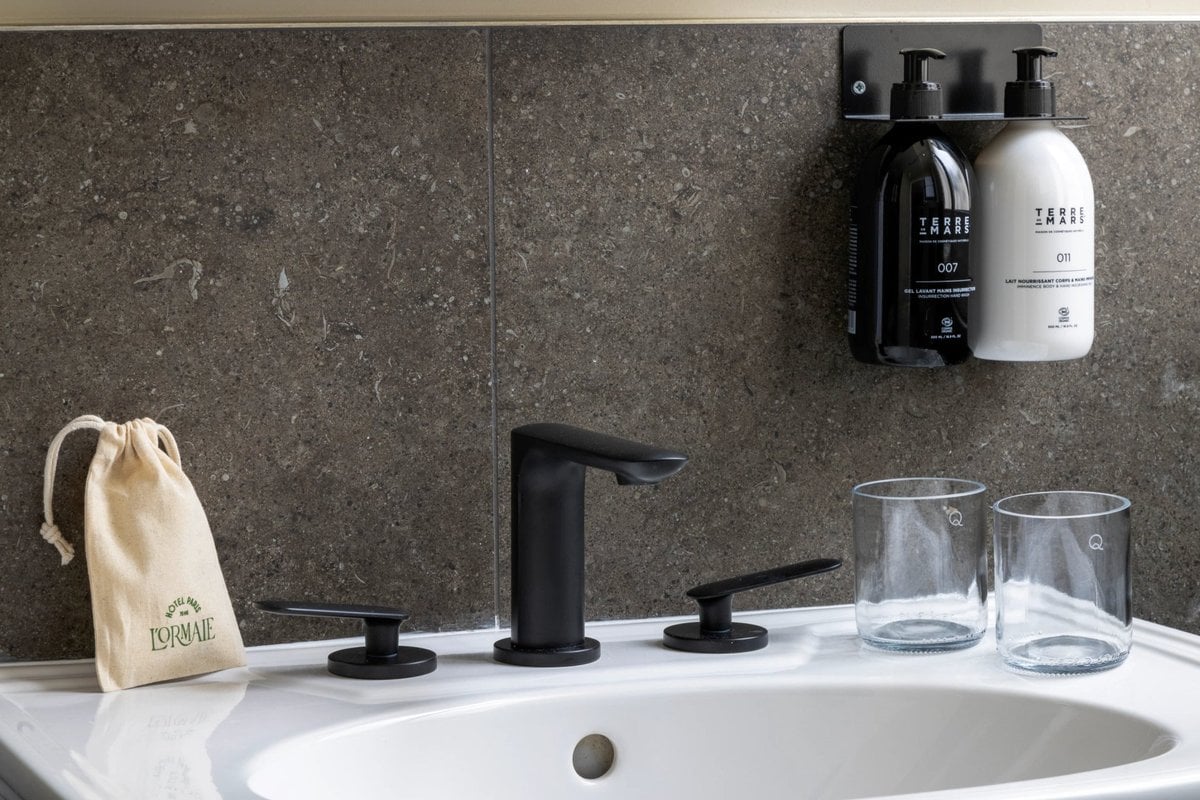 Hôtel L'Ormaie, Hôtel L'Ormaie Chambre Classique Salle de bain