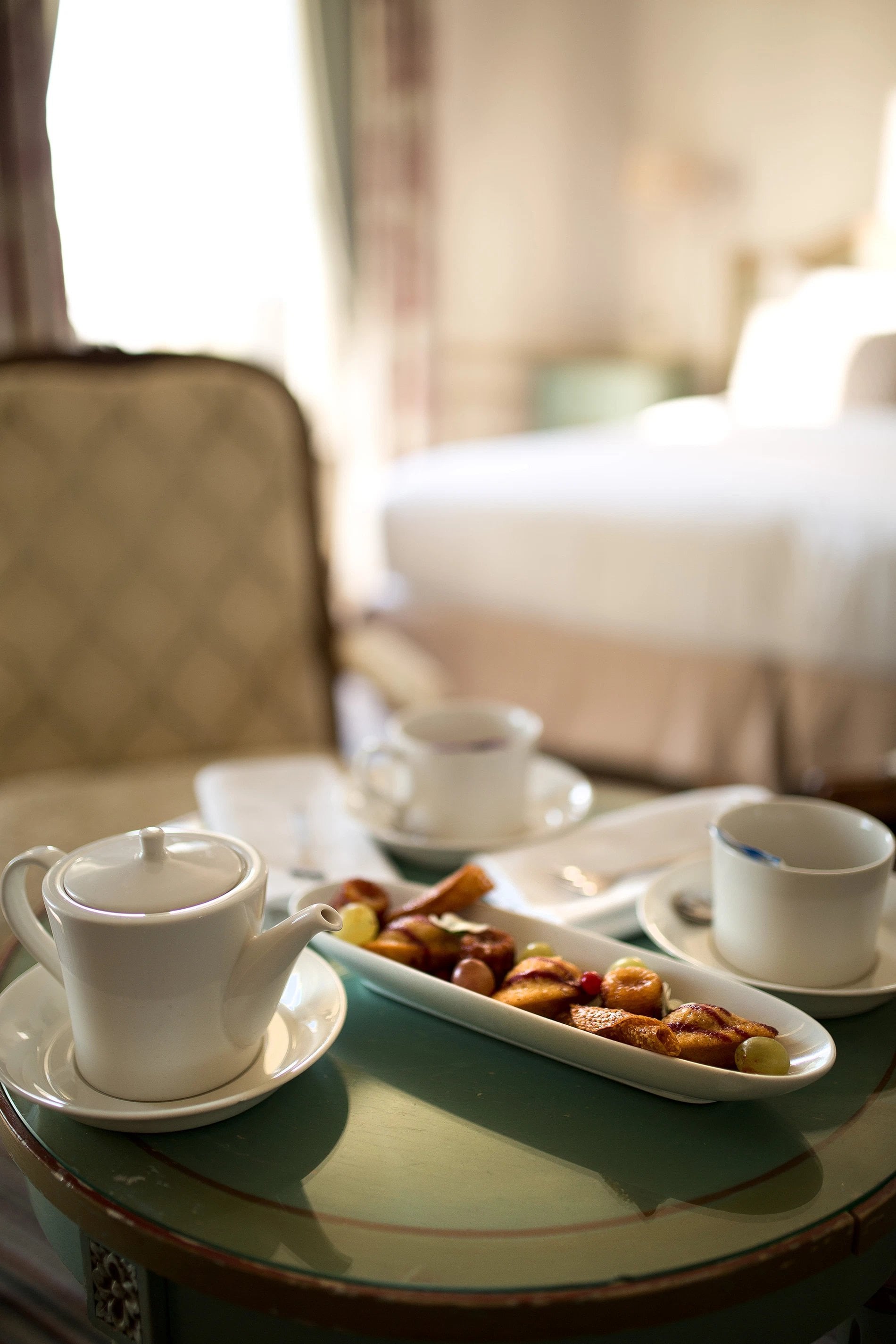 Pavillon Henri IV | Tray of delicacies in a room