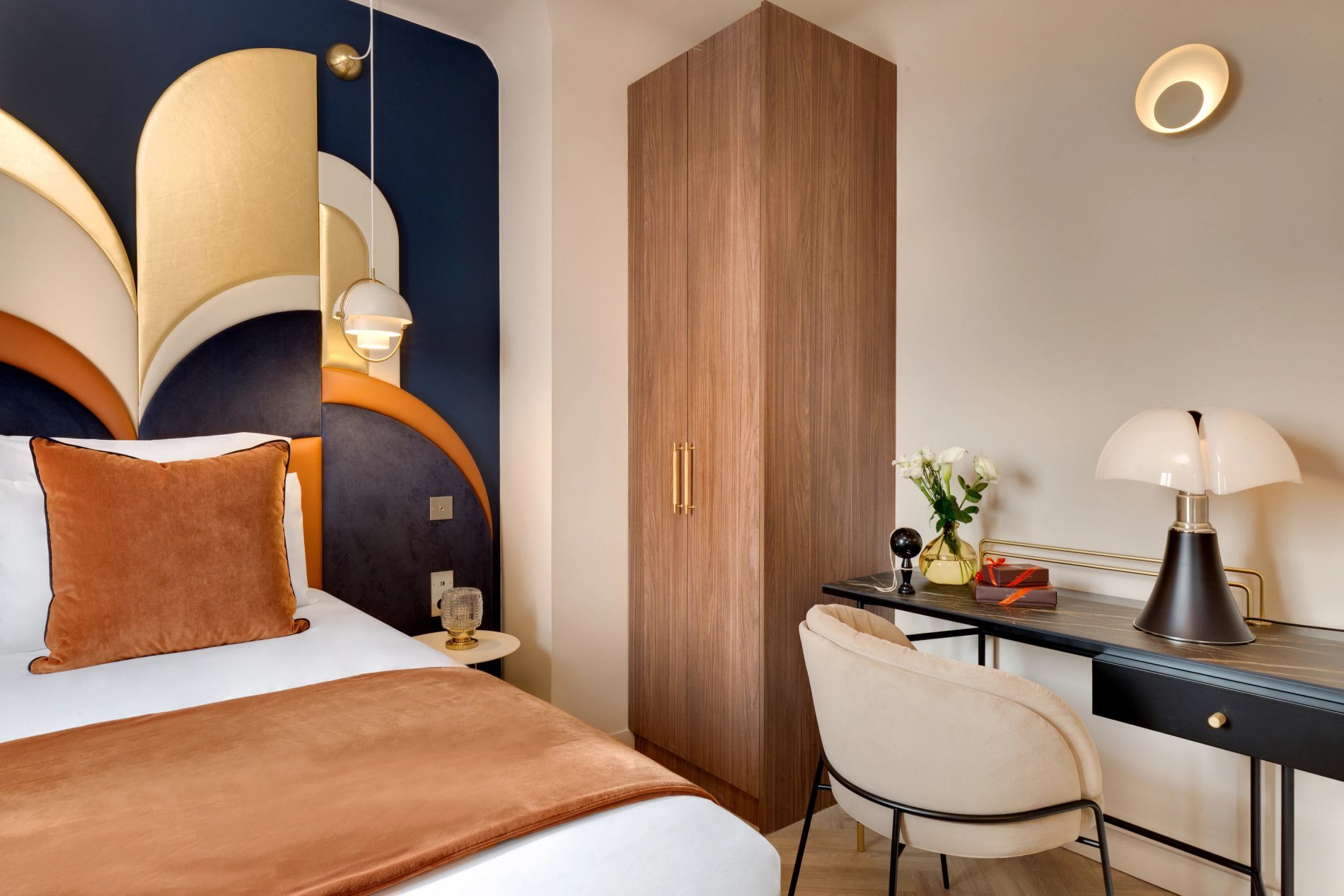 513dac96-5199-469b-b4b1-fd90c0655d7a