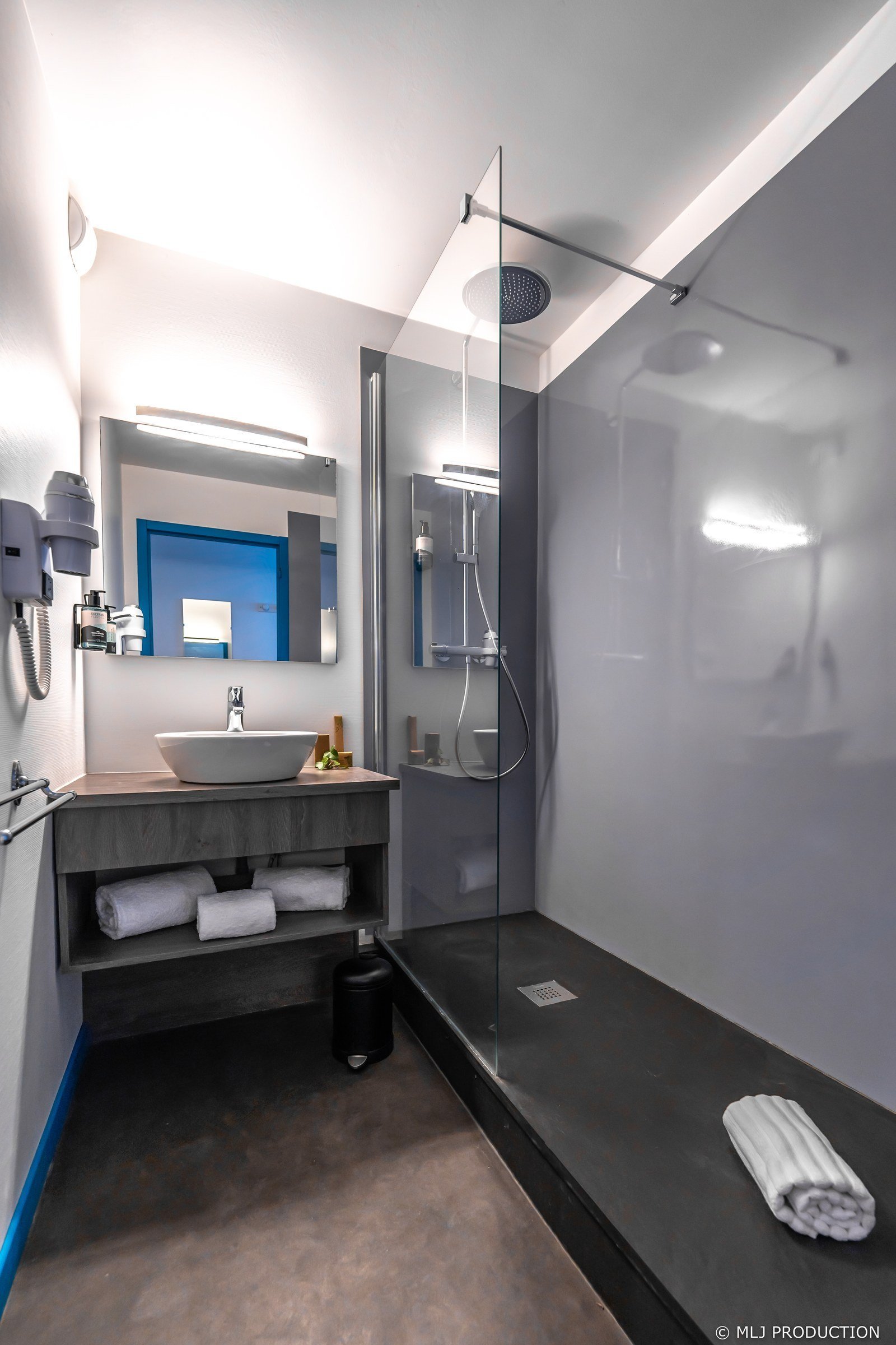 52d2e83f-3f2e-4193-bd9f-5fd47102027f