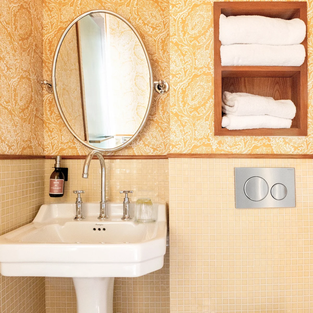 Hotel Amista,