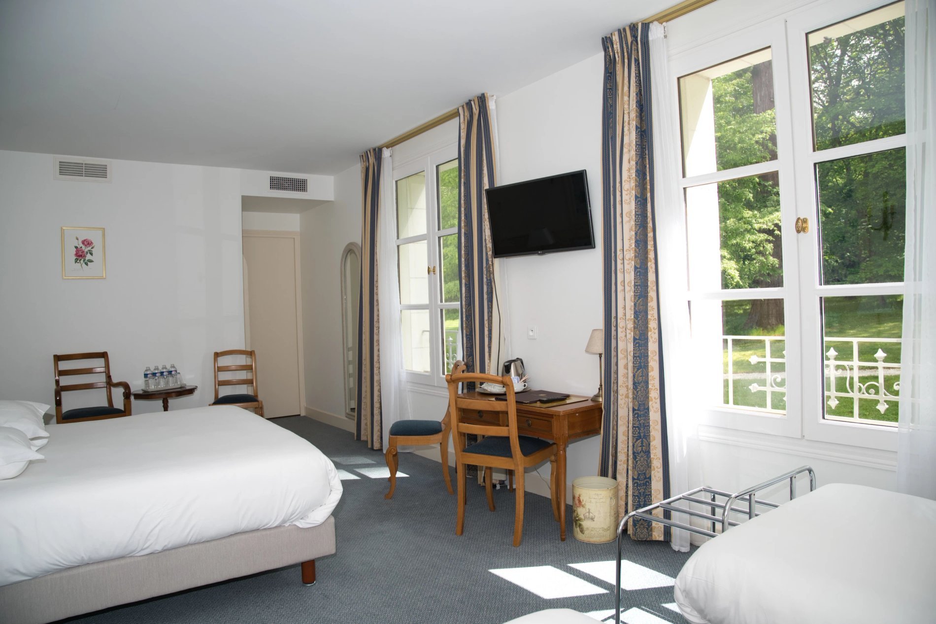 546d3d6a-eec6-419a-a510-d53f89c82248