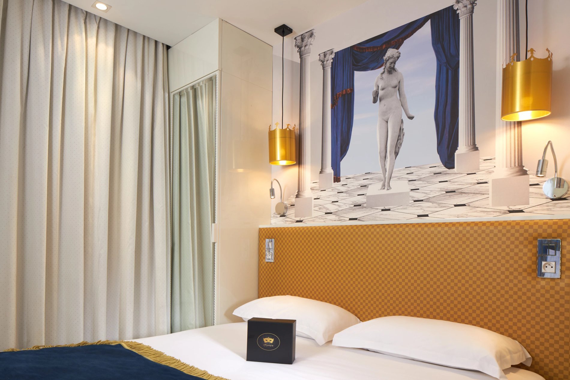 Hotel Vice Versa Room