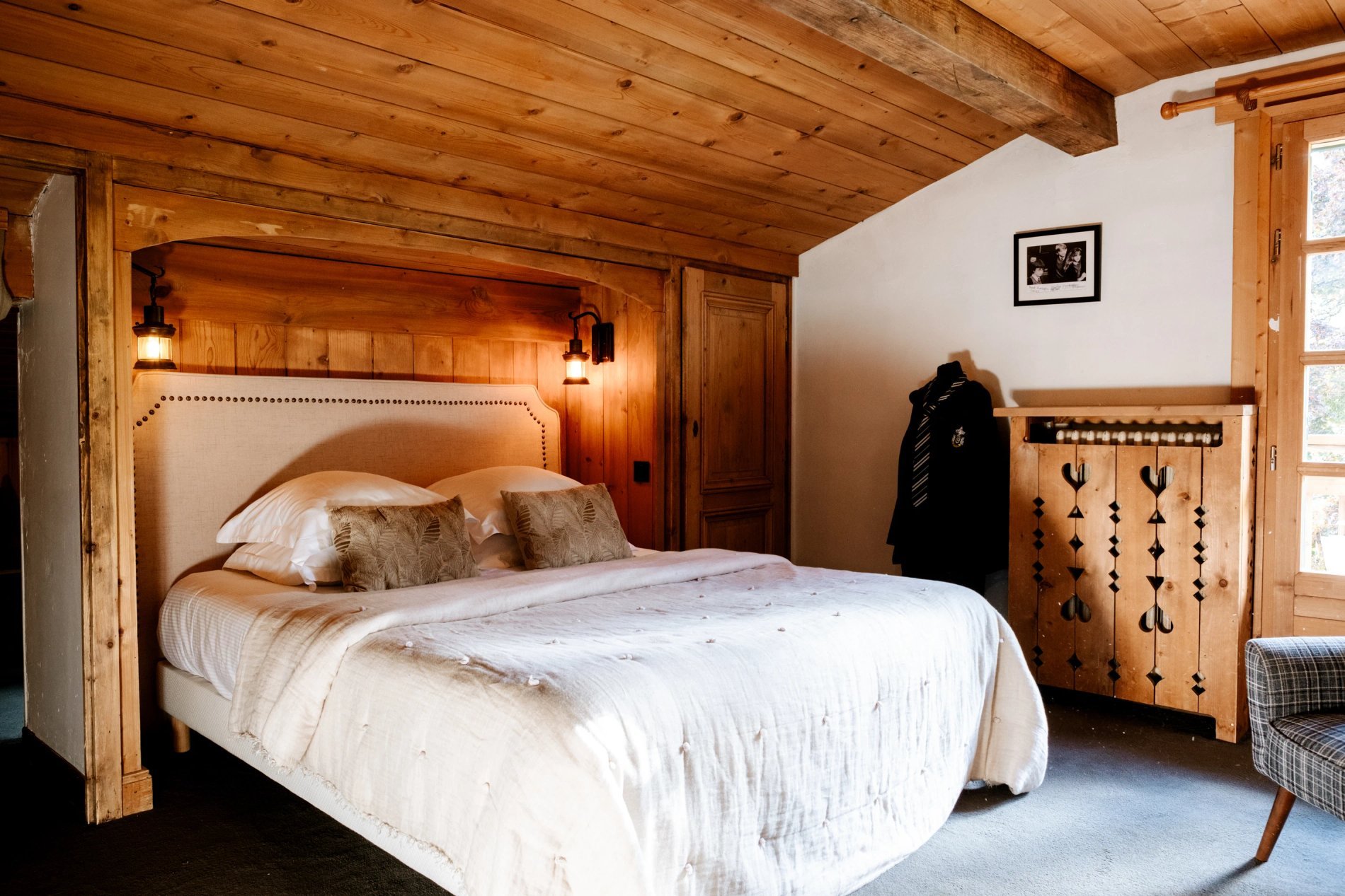 5586810c-f430-4634-af83-b31309d08b1b