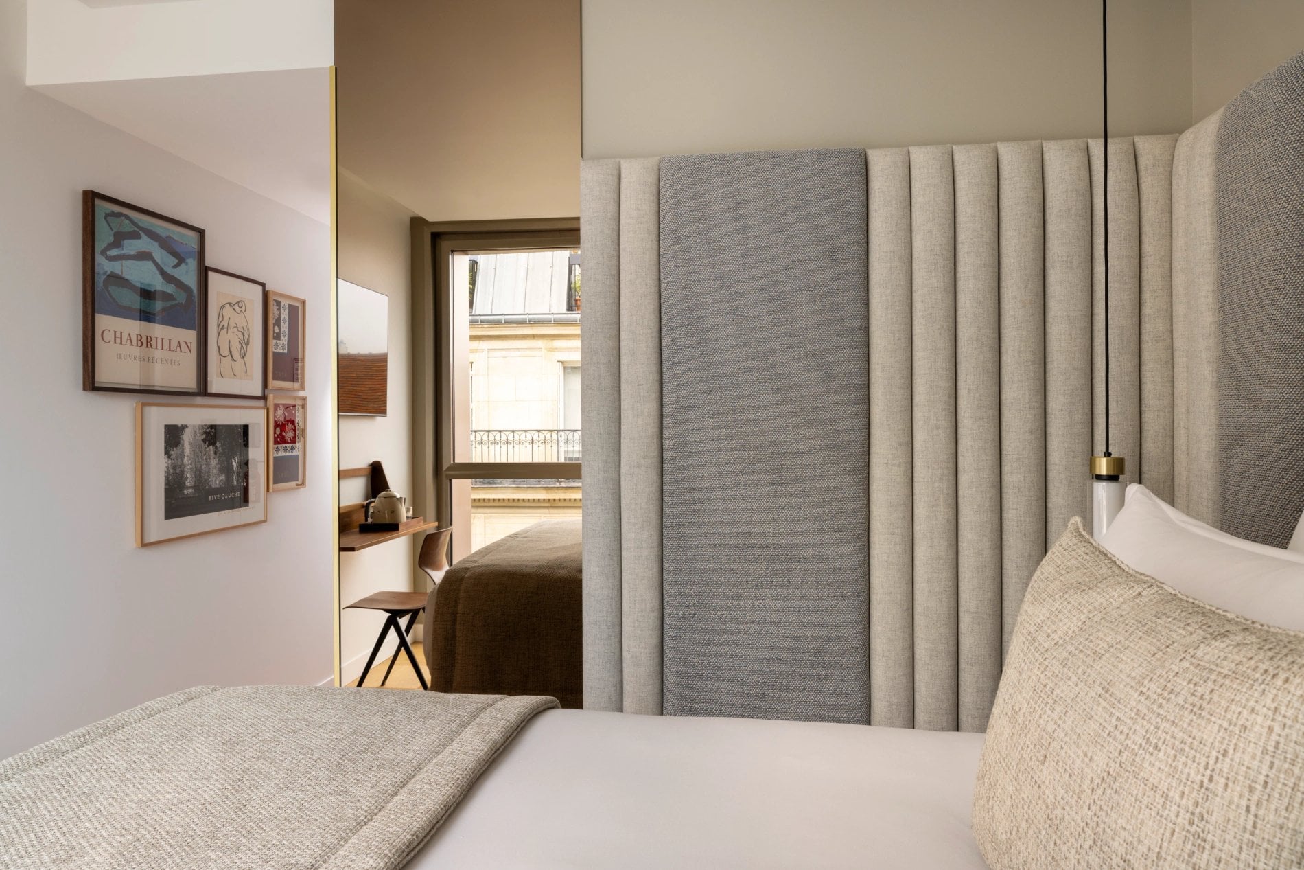 Hotel Pilgrim Classic Room Desk