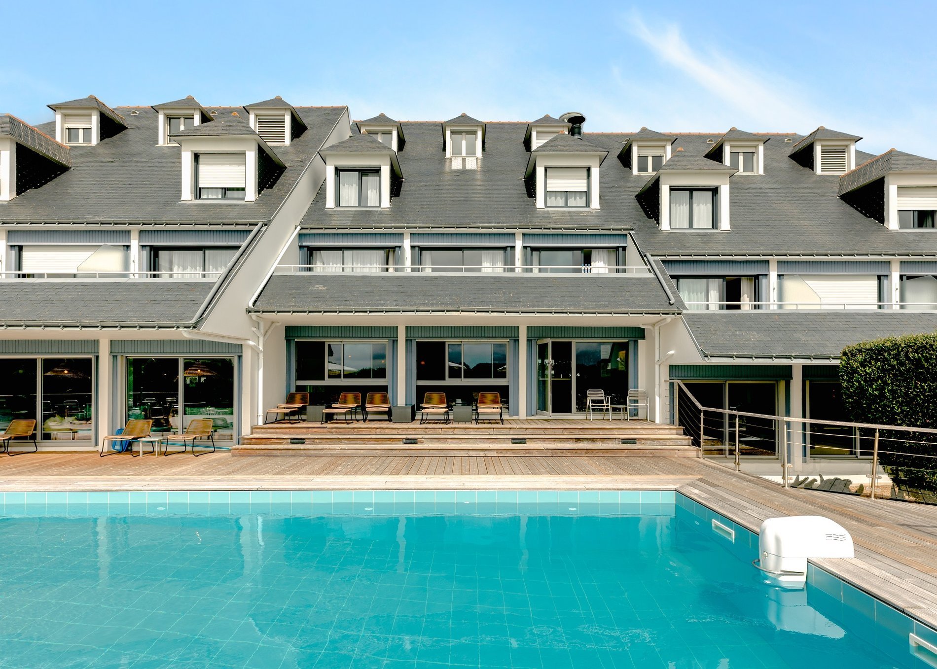 Le Cardinal | Swimming pool