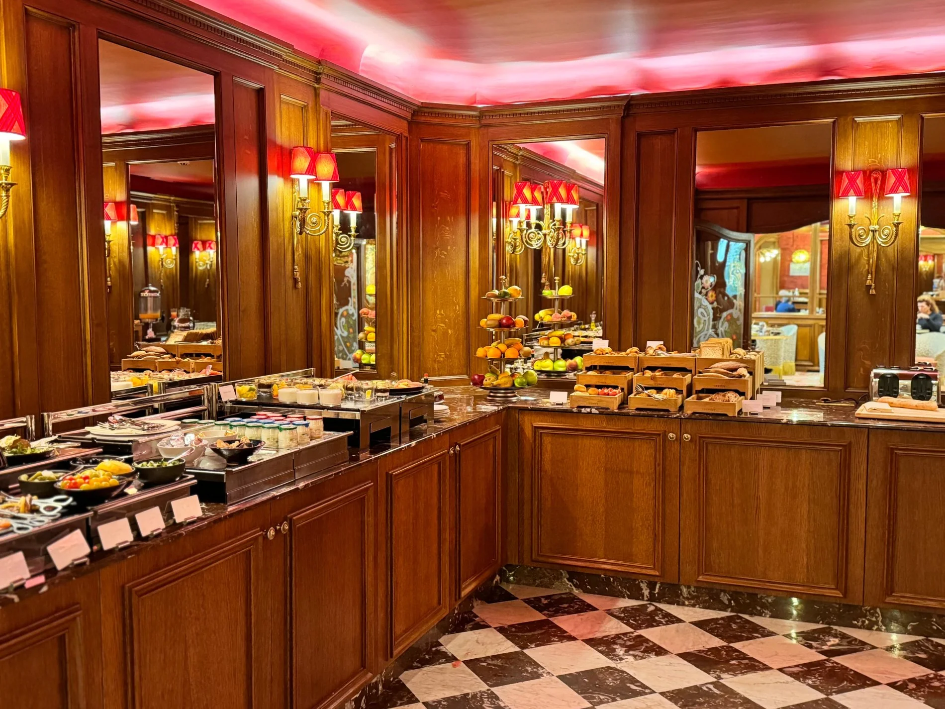Hotel Regina Louvre - Petit-déjeuner buffet