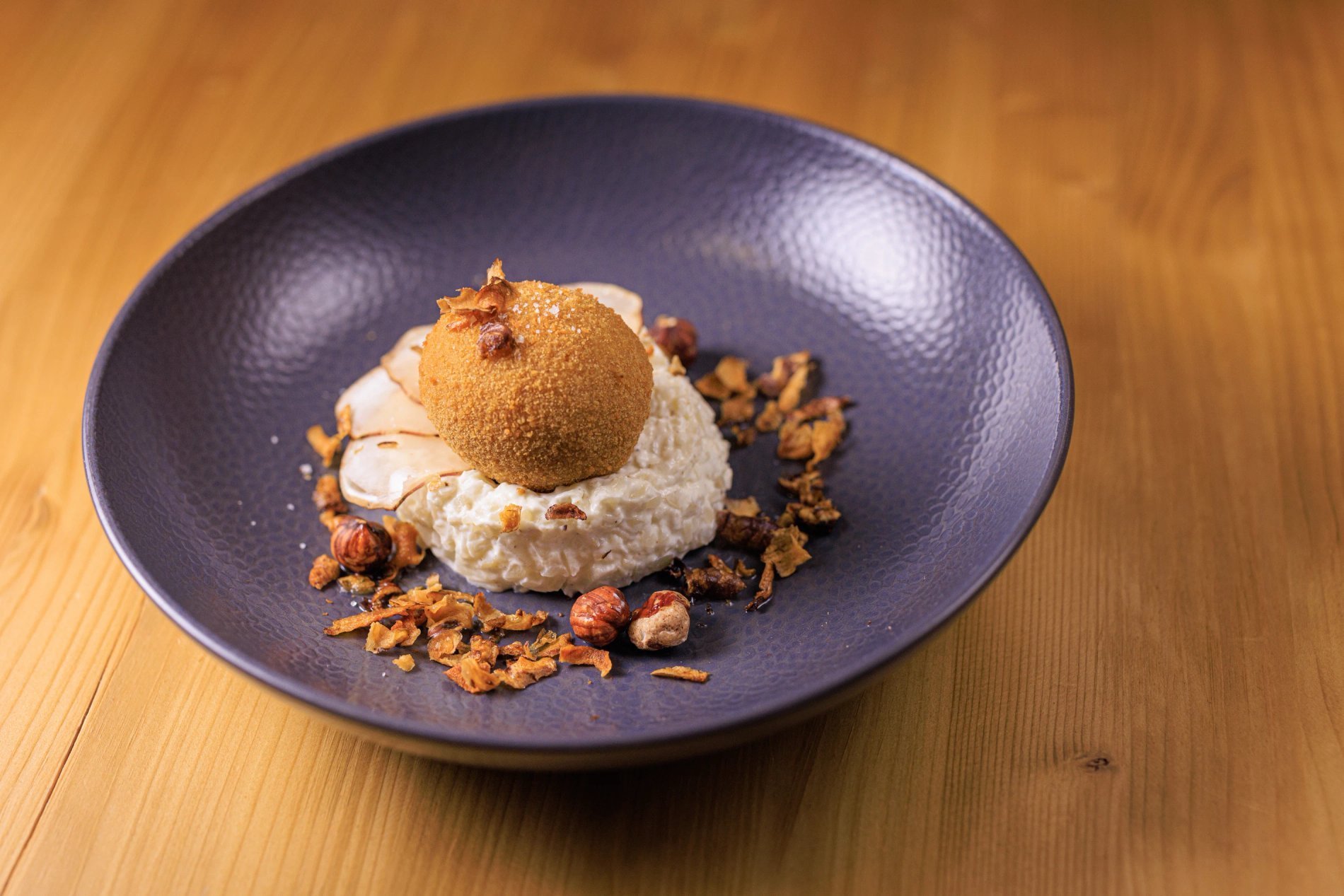crispy egg, Jerusalem artichoke, starter, home cooking, local products, restaurant du Dahu