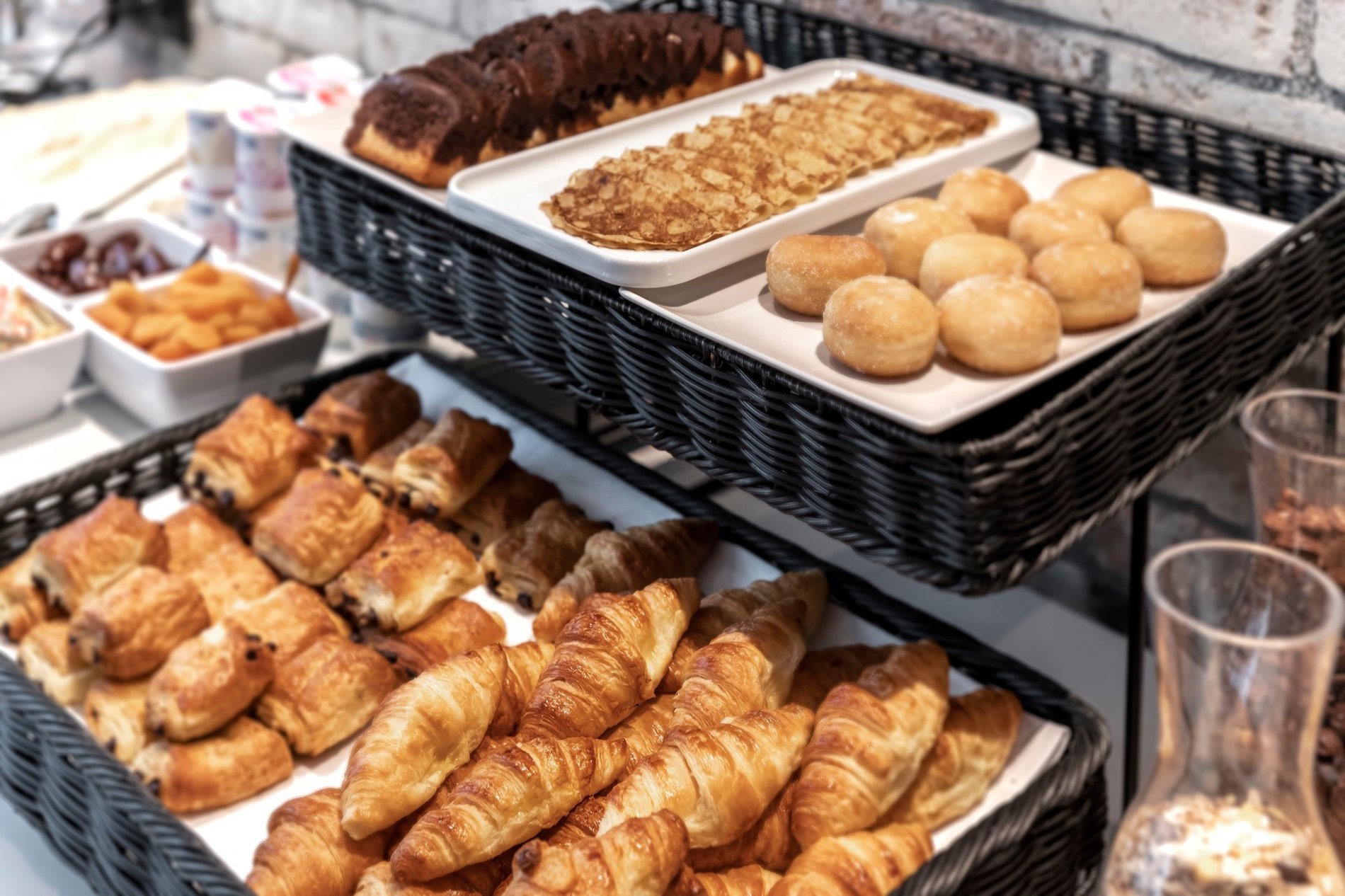 9 hotel Bastille-Lyon Paris 12 petit dejeuner buffet