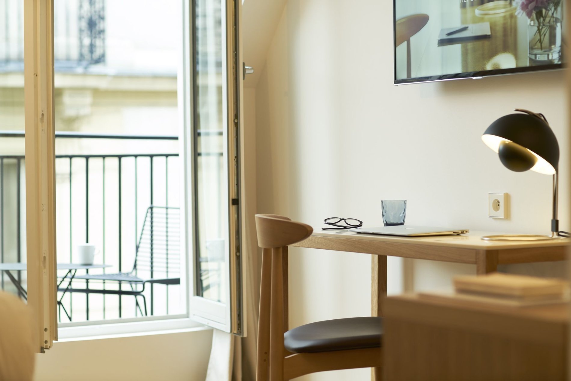 executive room 9 hotel Republique Paris