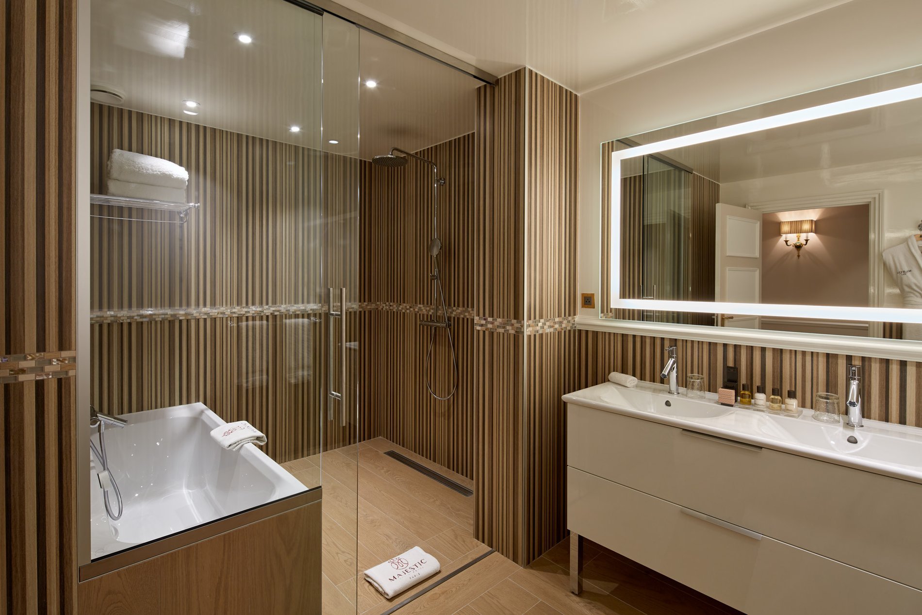 Majestic Hôtel-Spa Premium Room