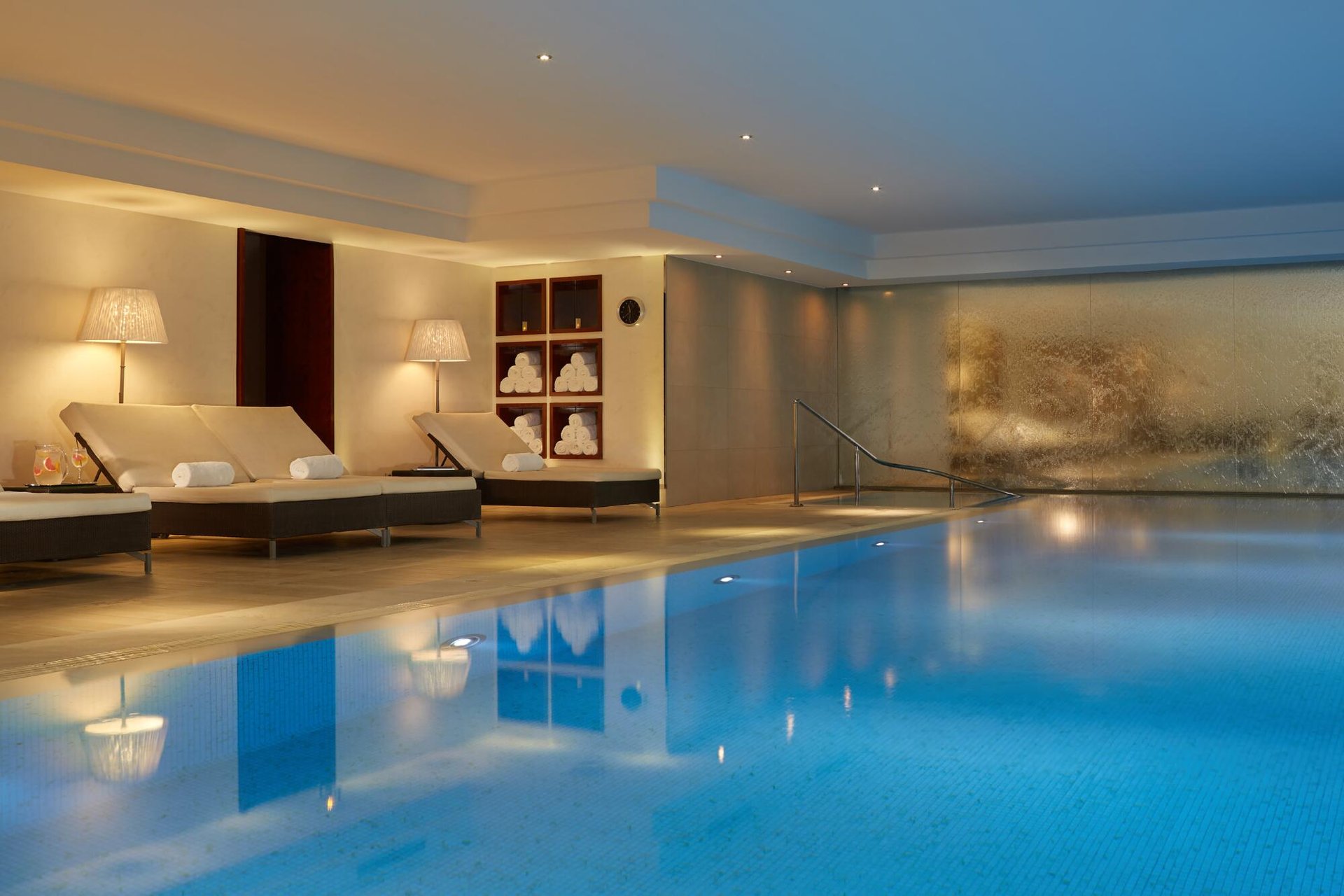 Majestic Hôtel Spa | Luxury pool Paris