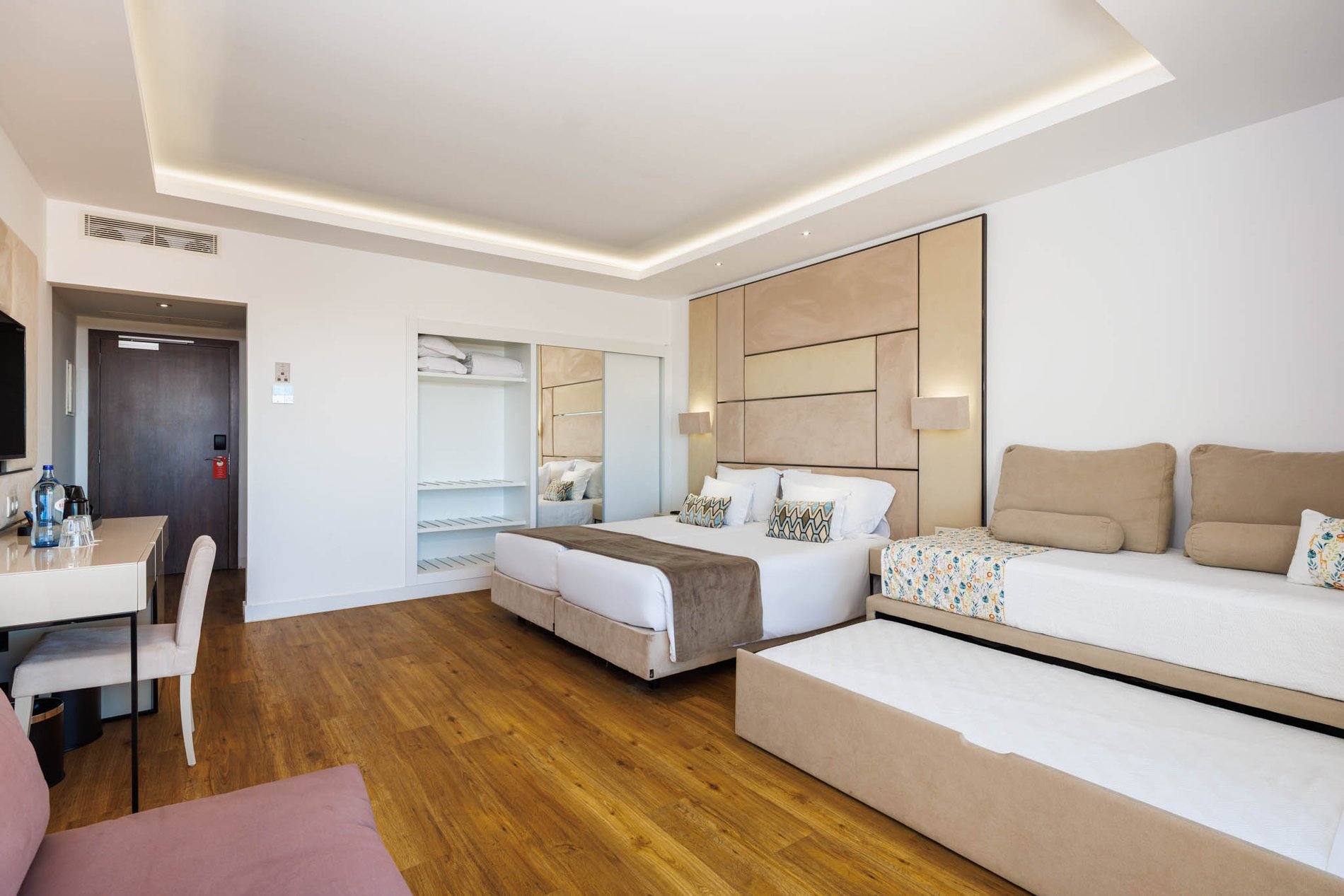 5a496021-98fa-4d15-9ecd-5506b0451b5f