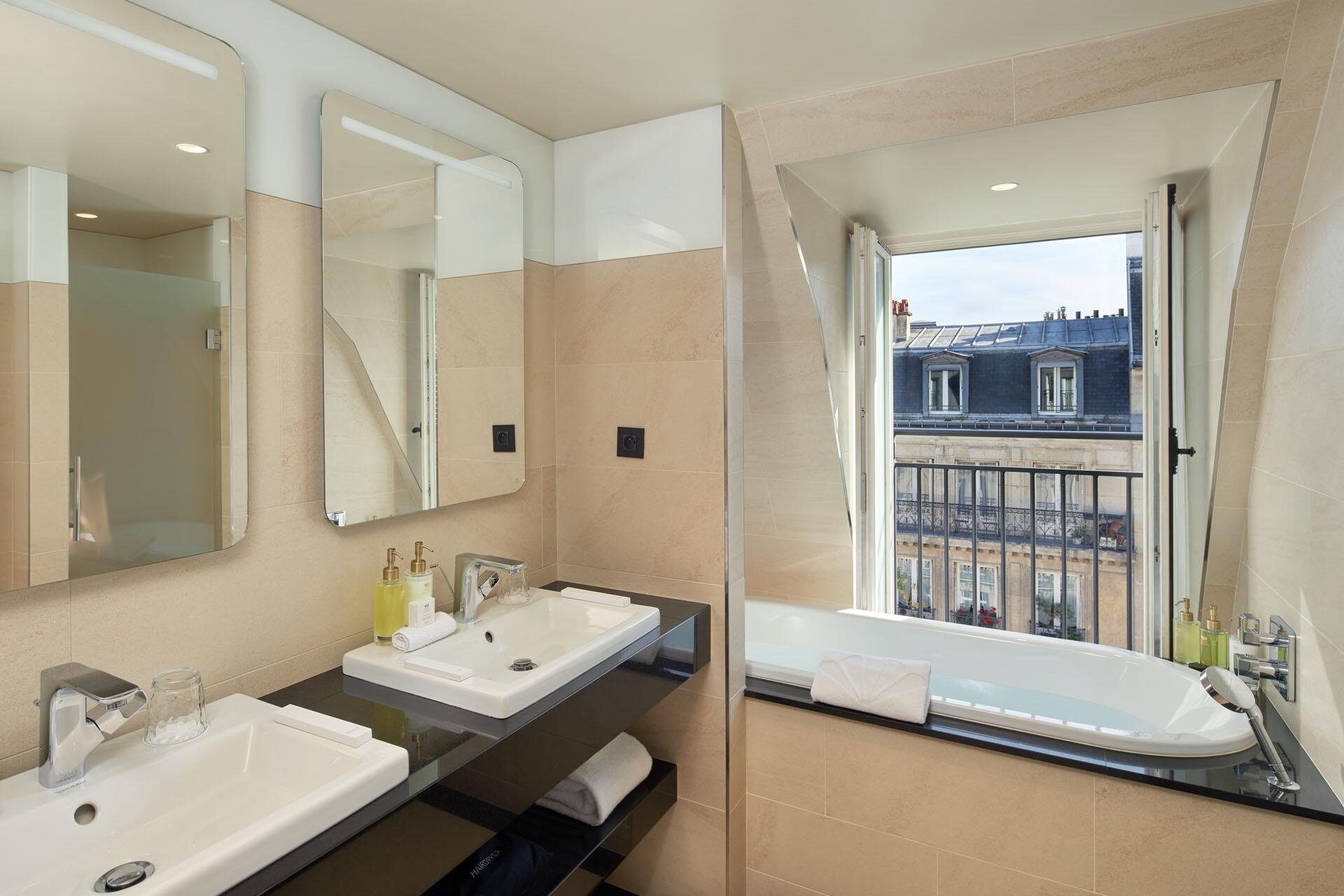 Maison Albar Hotels Le Pont-Neuf Junior Suite