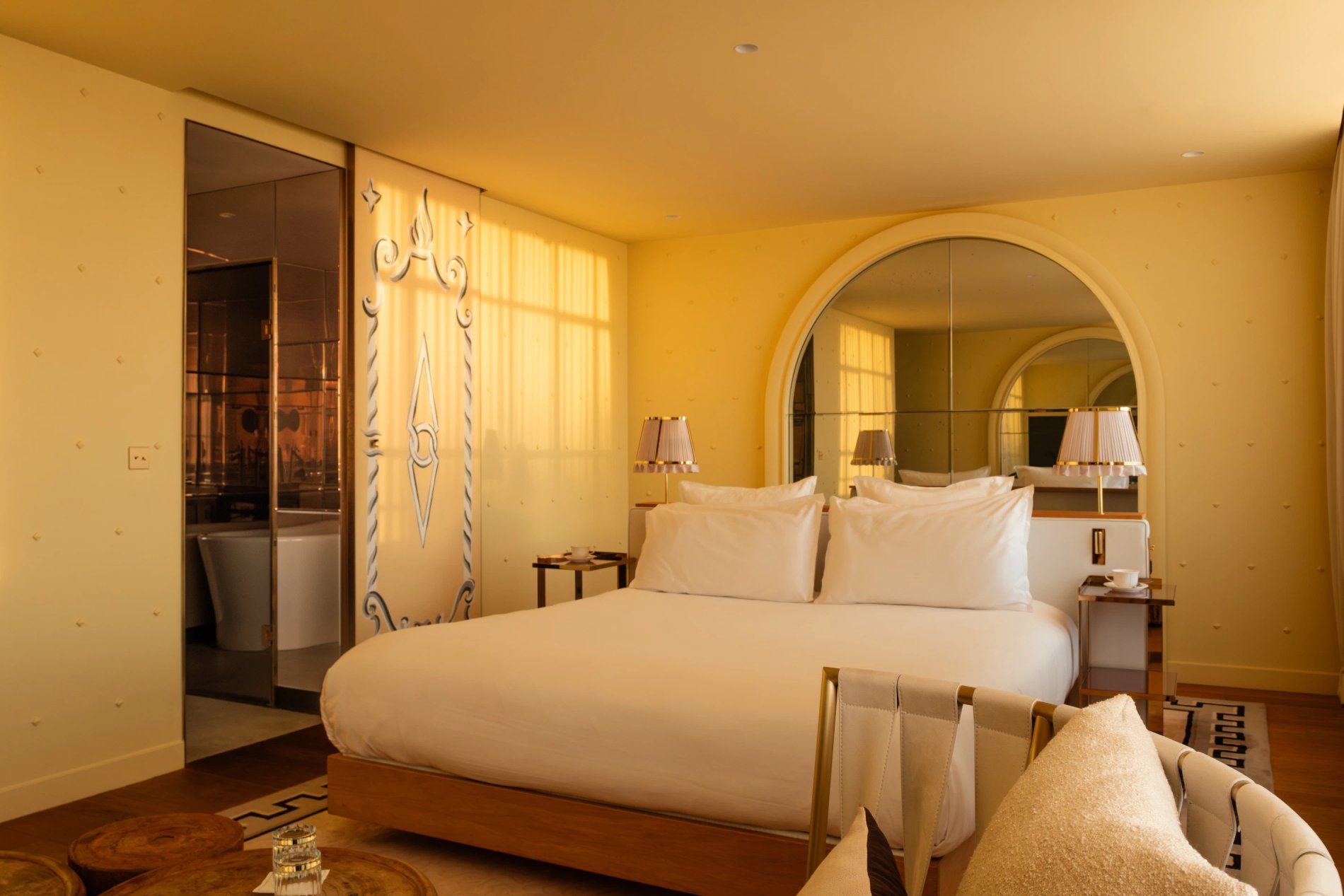 hotel 9 confidentiel salon