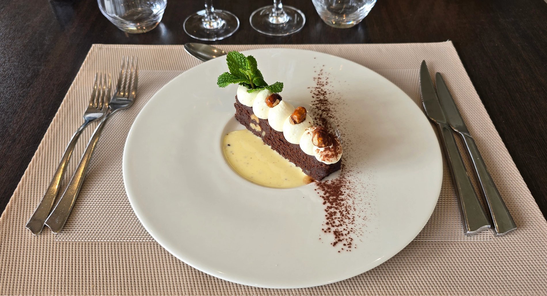 5bb402f8-ba63-450a-a7be-3bb8ca34a377