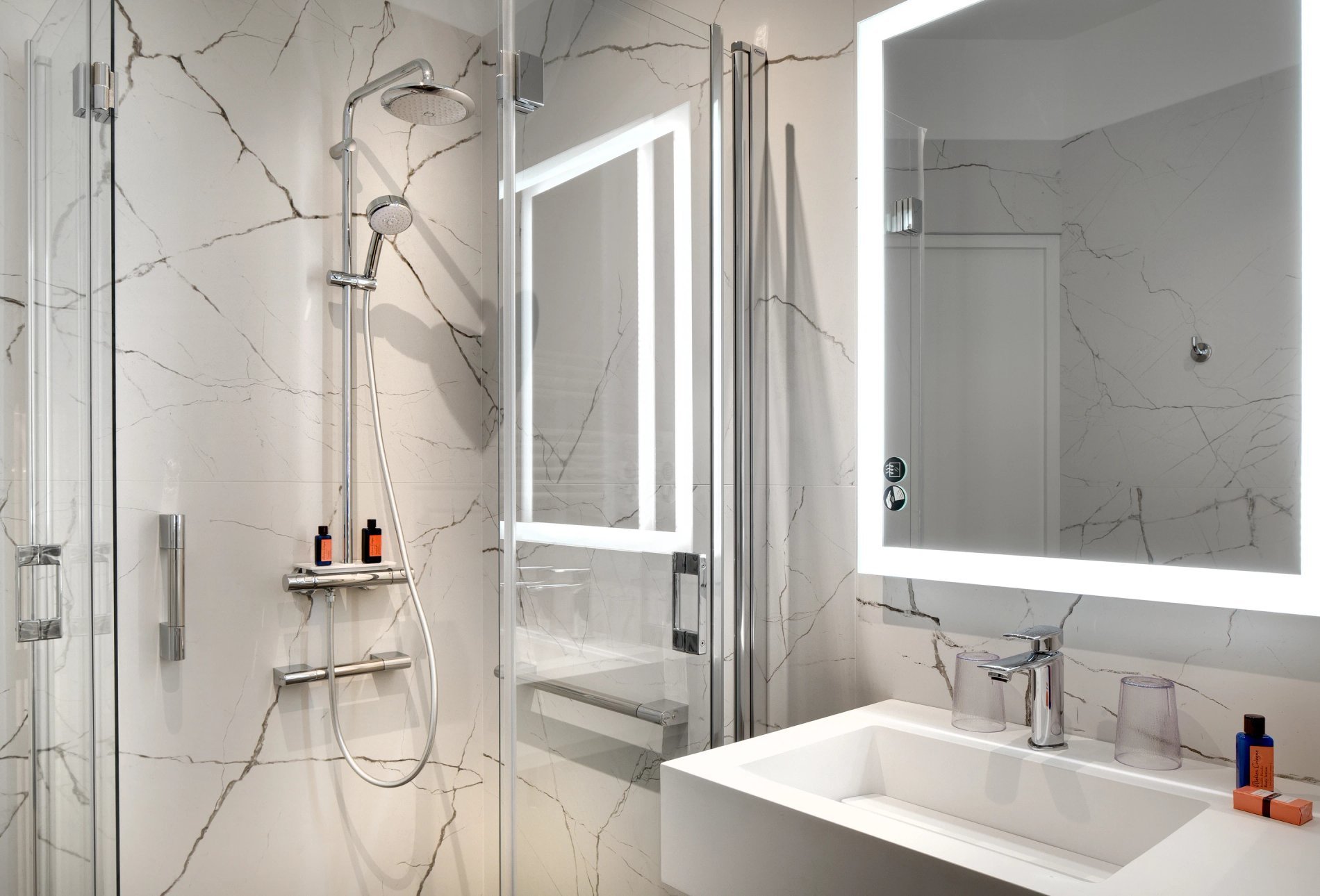 5c768245-ae1a-4e72-a2f1-6496cf79d633