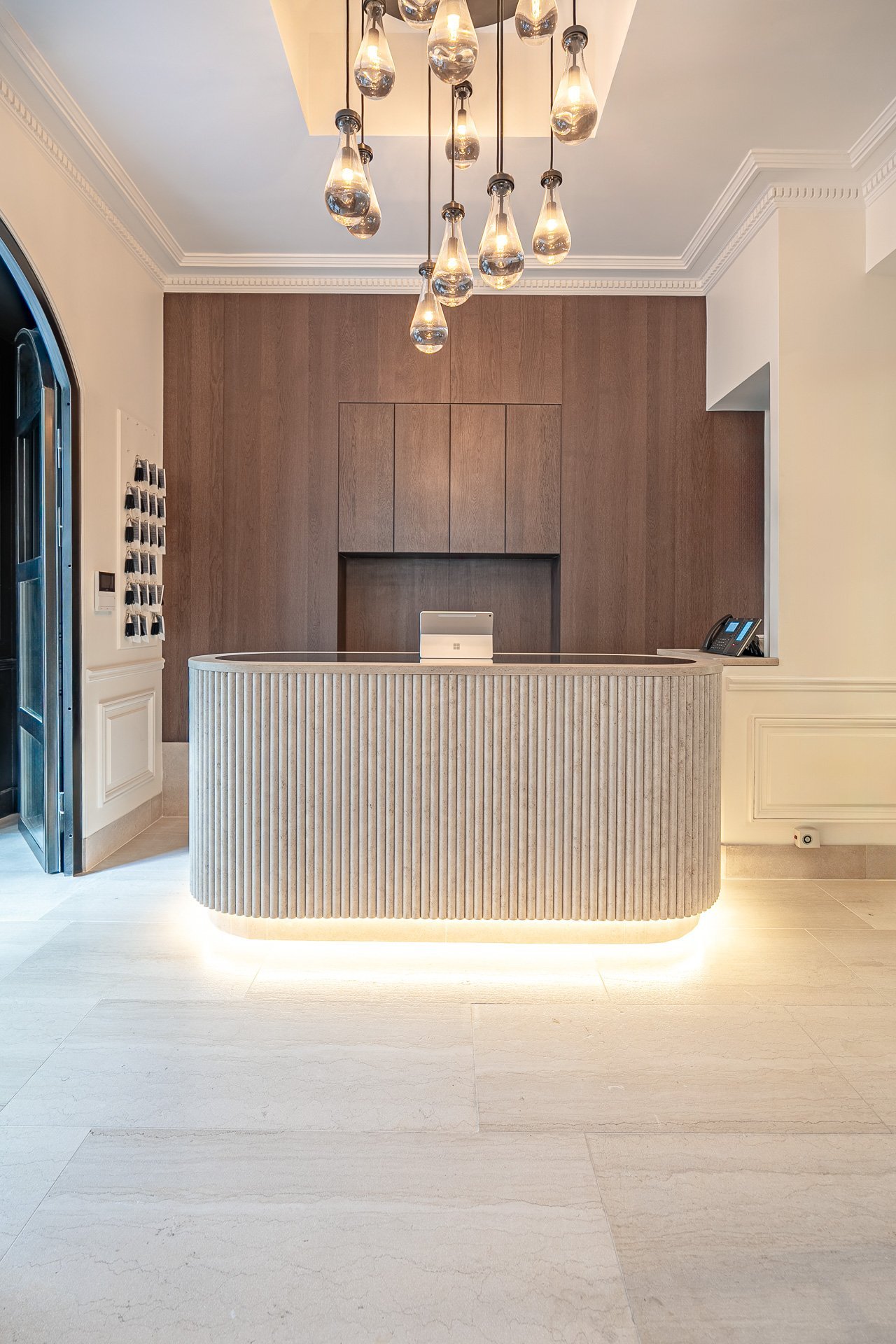 5dd8a635-11f9-4ae5-b4c1-ff7c24eec103