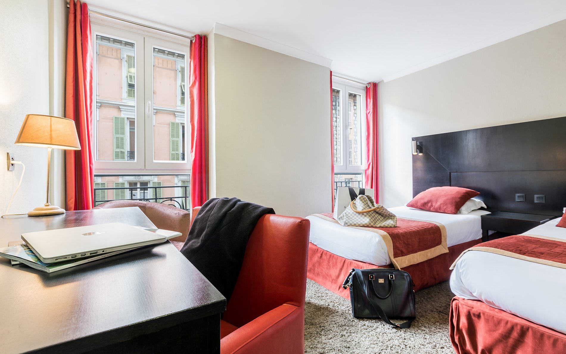 5e6f2faf-f6e4-4a95-863d-e2c3260d512c