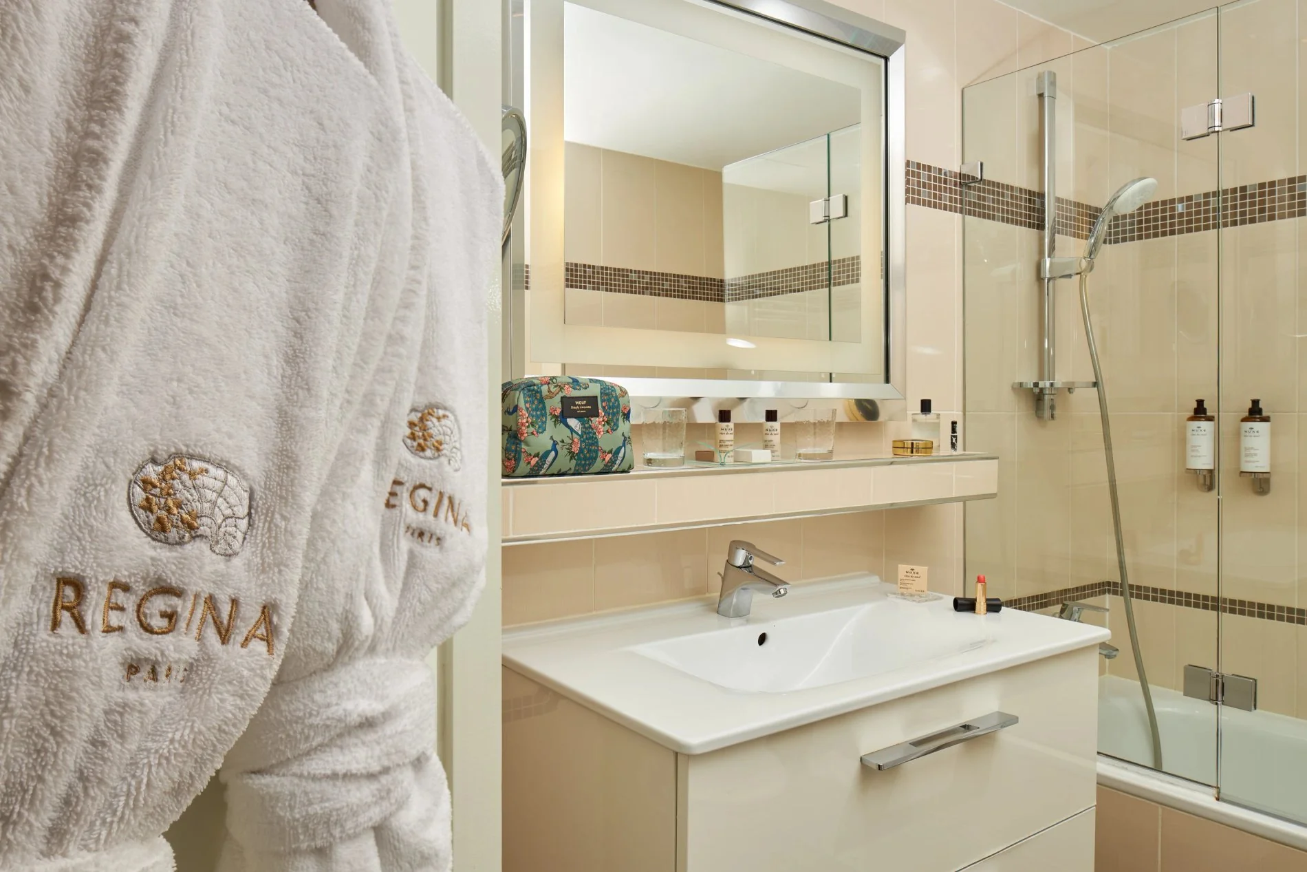 Hotel Regina Louvre Superior Room - Bathroom