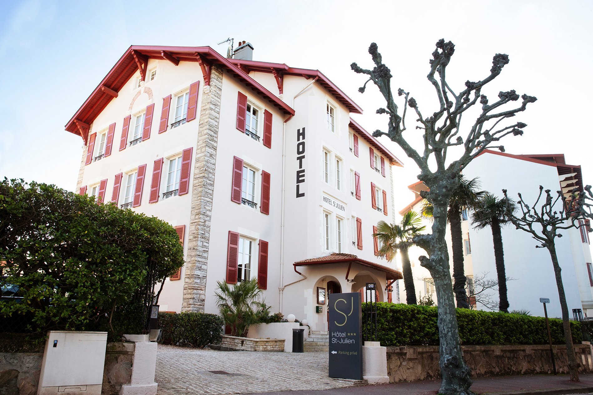 5f376eb7-239b-41b5-aaf4-b933d5b4f6f9