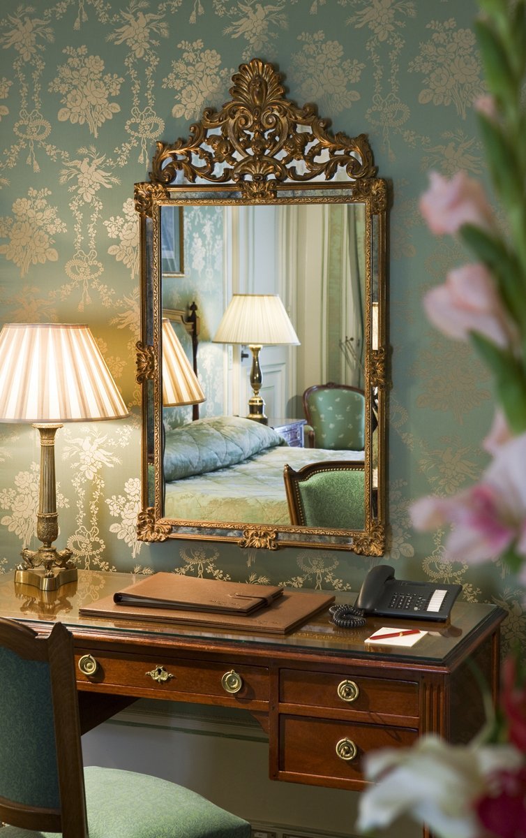 Hotel San Régis | Romantic luxury hotel Paris