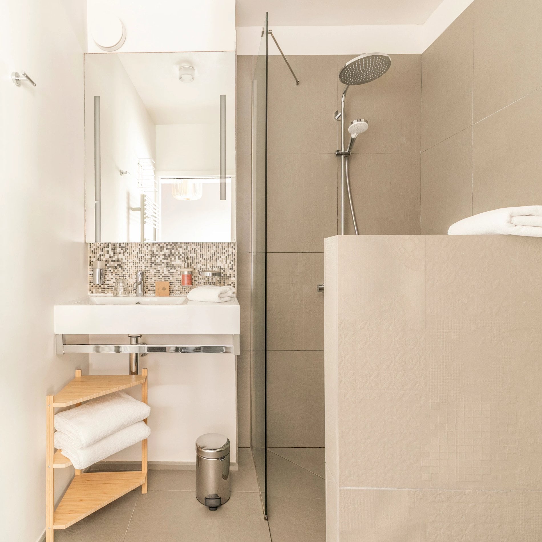 5fd83f1f-f1b6-41f1-83ab-b5c47e8ac64a