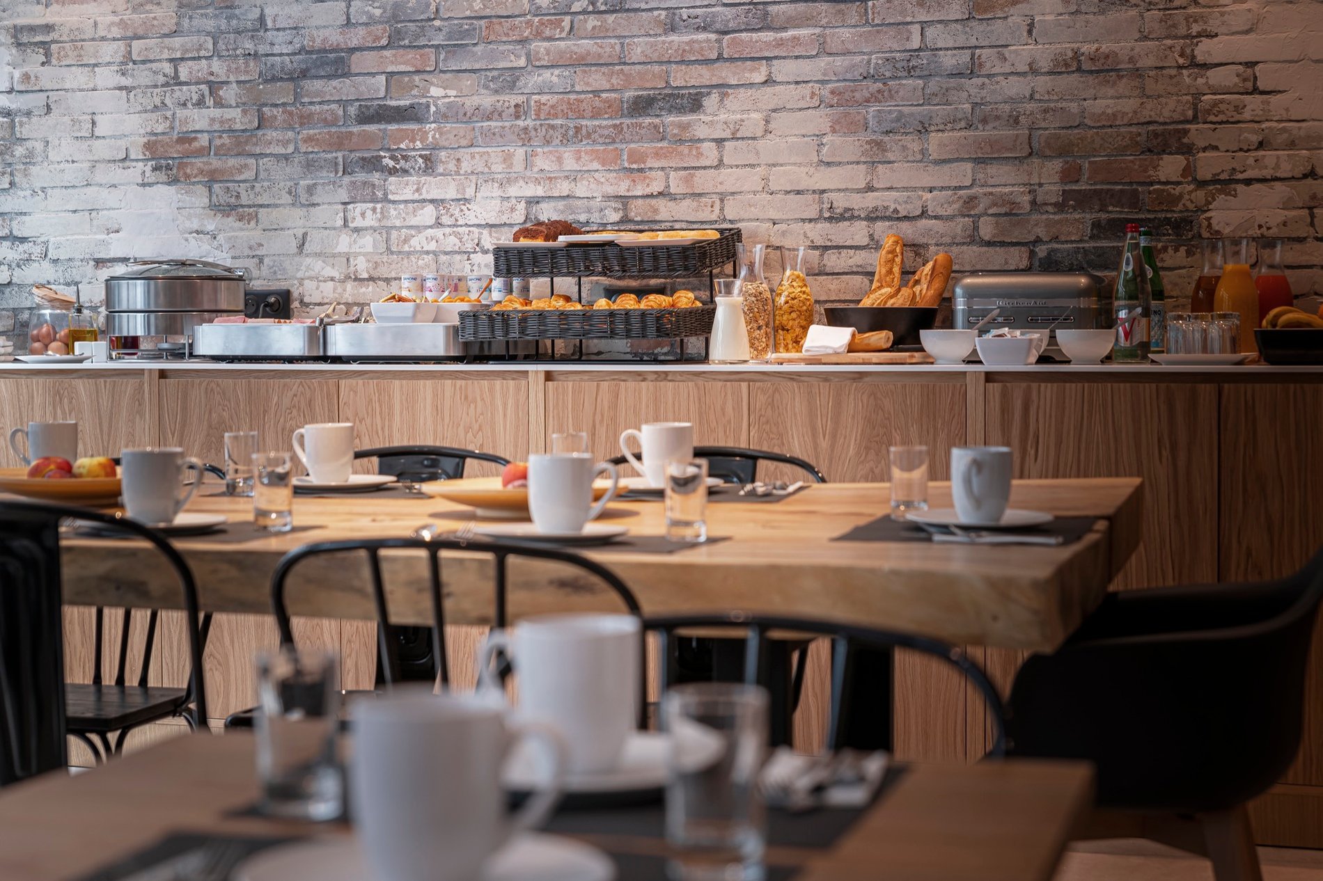 9 hotel Bastille-Lyon Paris 12 petit dejeuner buffet