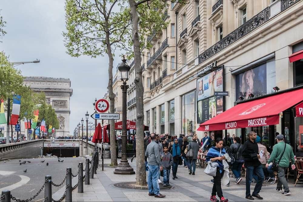 restaurants aux Champs-Élysées