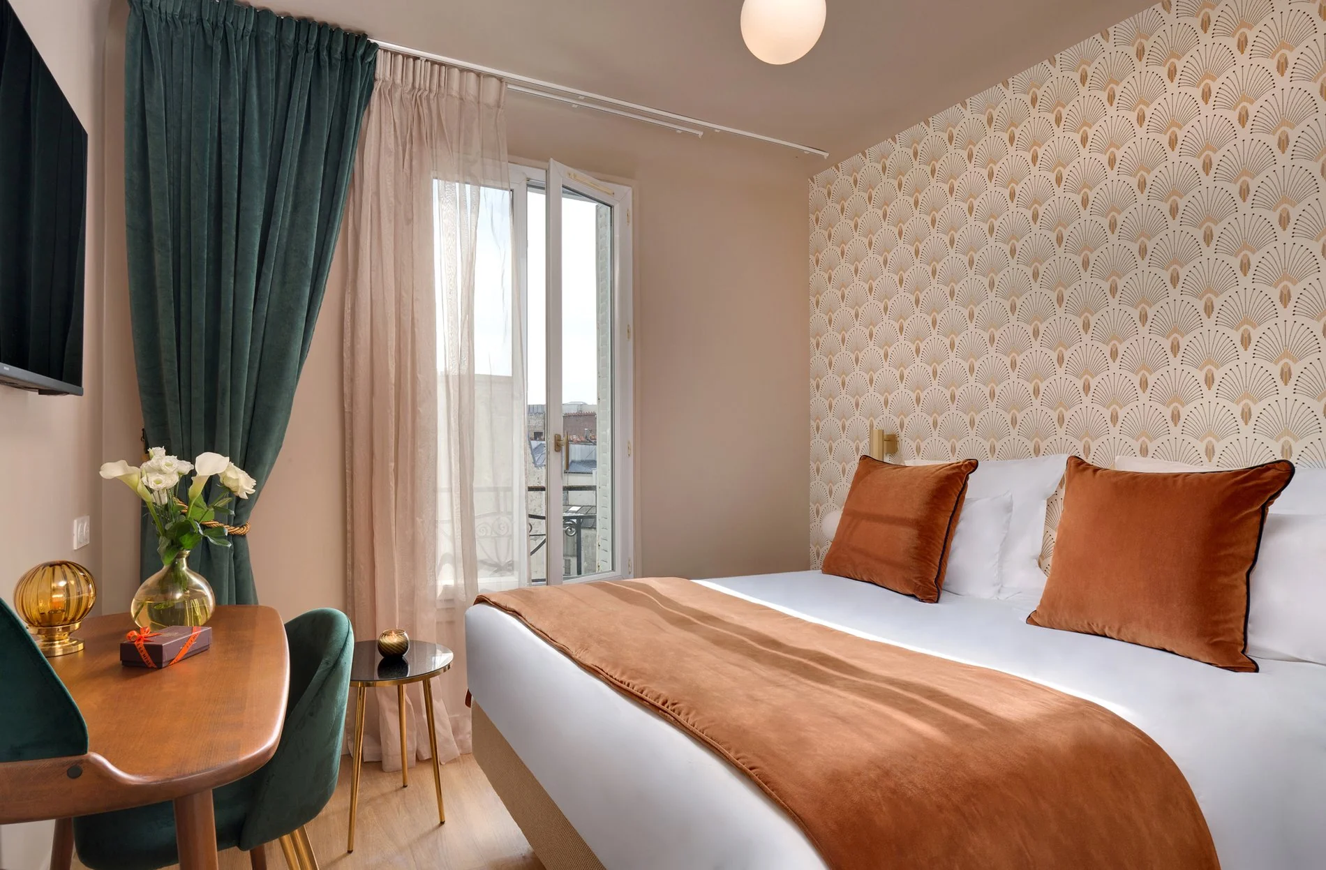 60e9a355-02df-44b5-83b9-3426509836b8