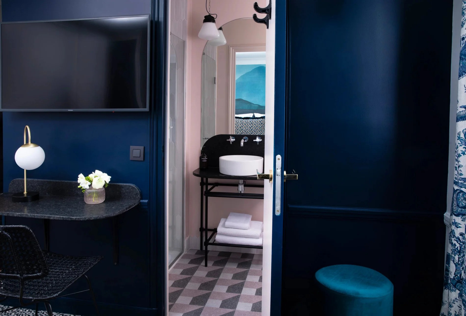 Près d'opéra, l'hôtel Gramont Paris, voyage personnalise en chambre double