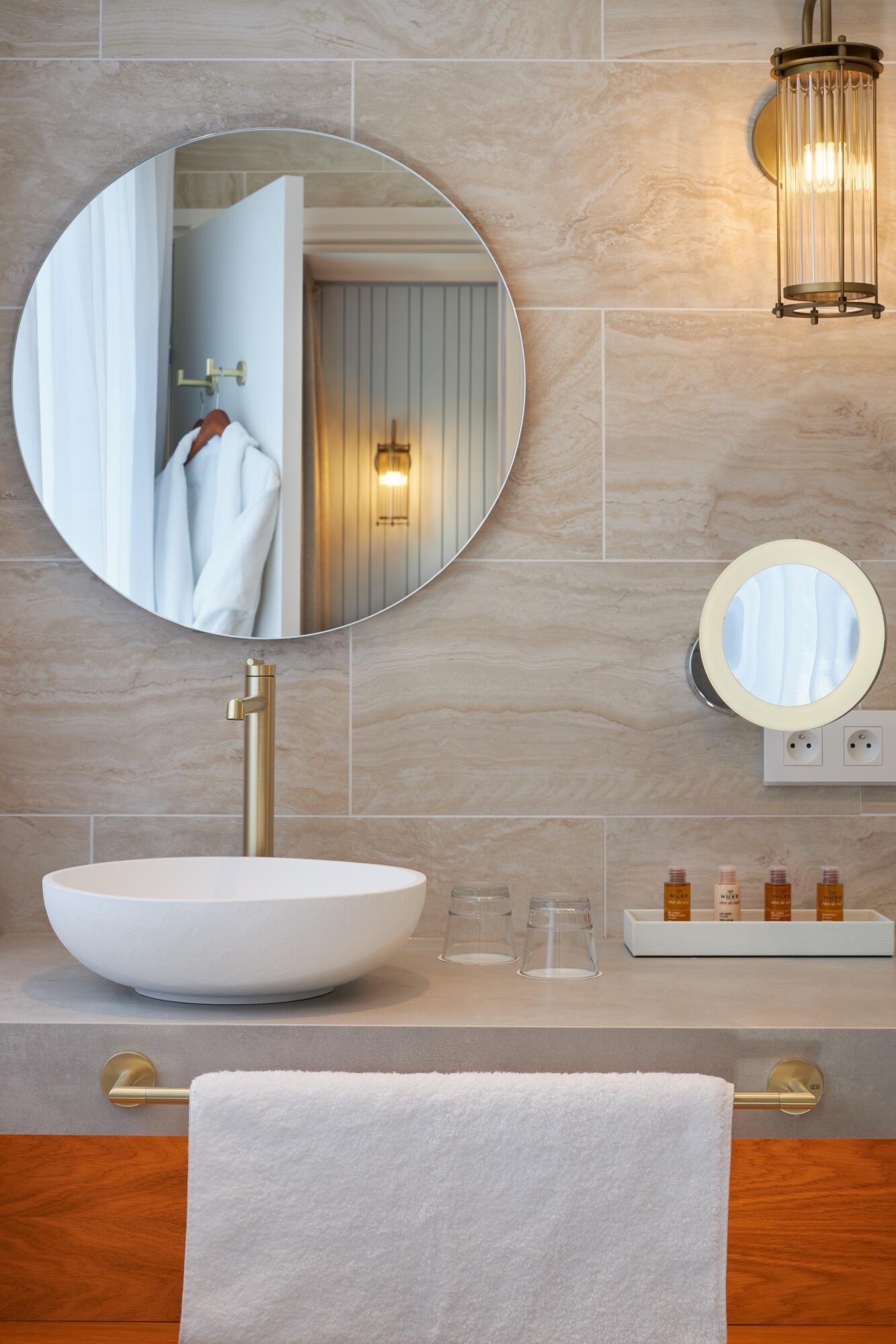 614d3f9b-940e-4b45-a051-8de8c36f4c9d