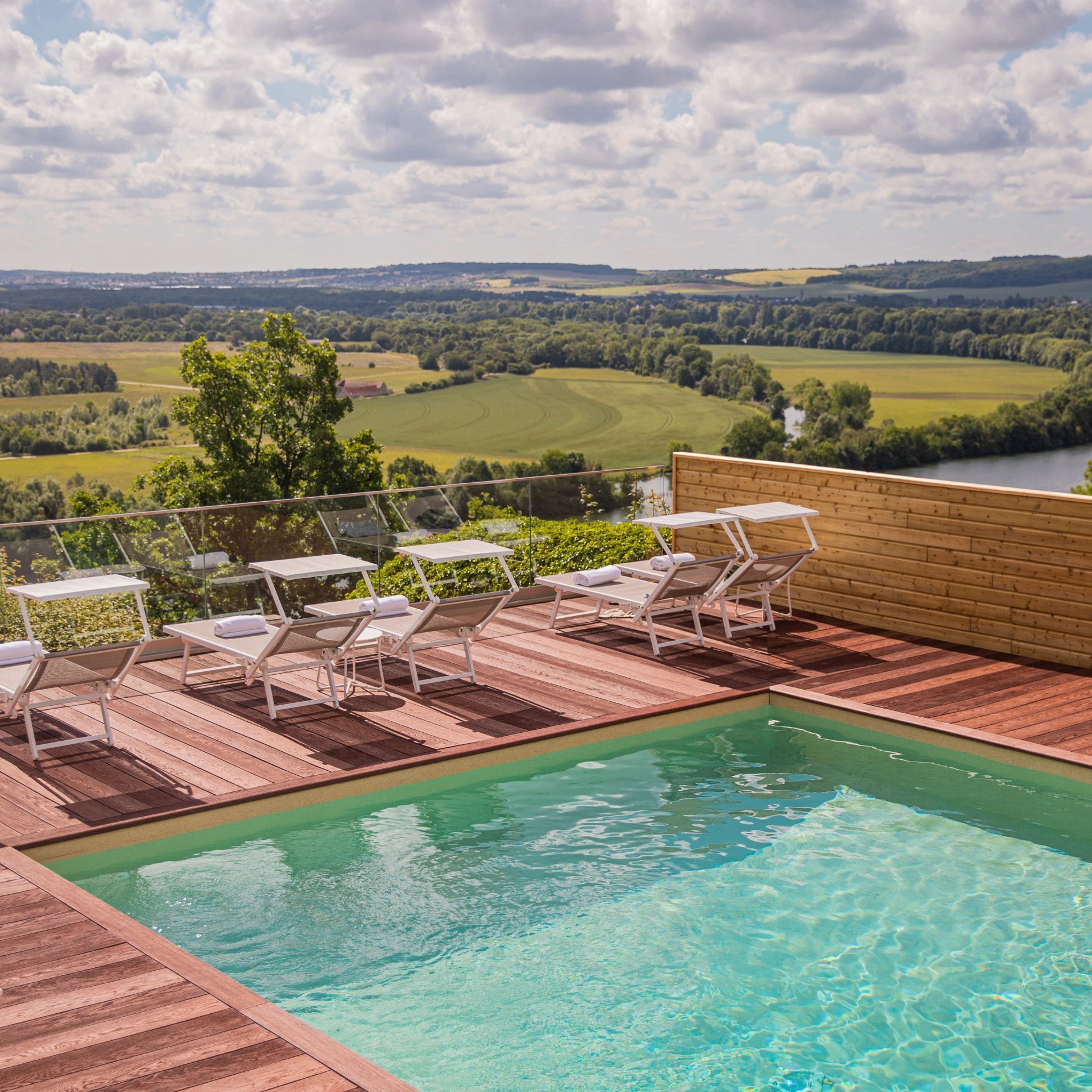 617c6f15-6055-4d30-9e2f-f8f82855ca3a