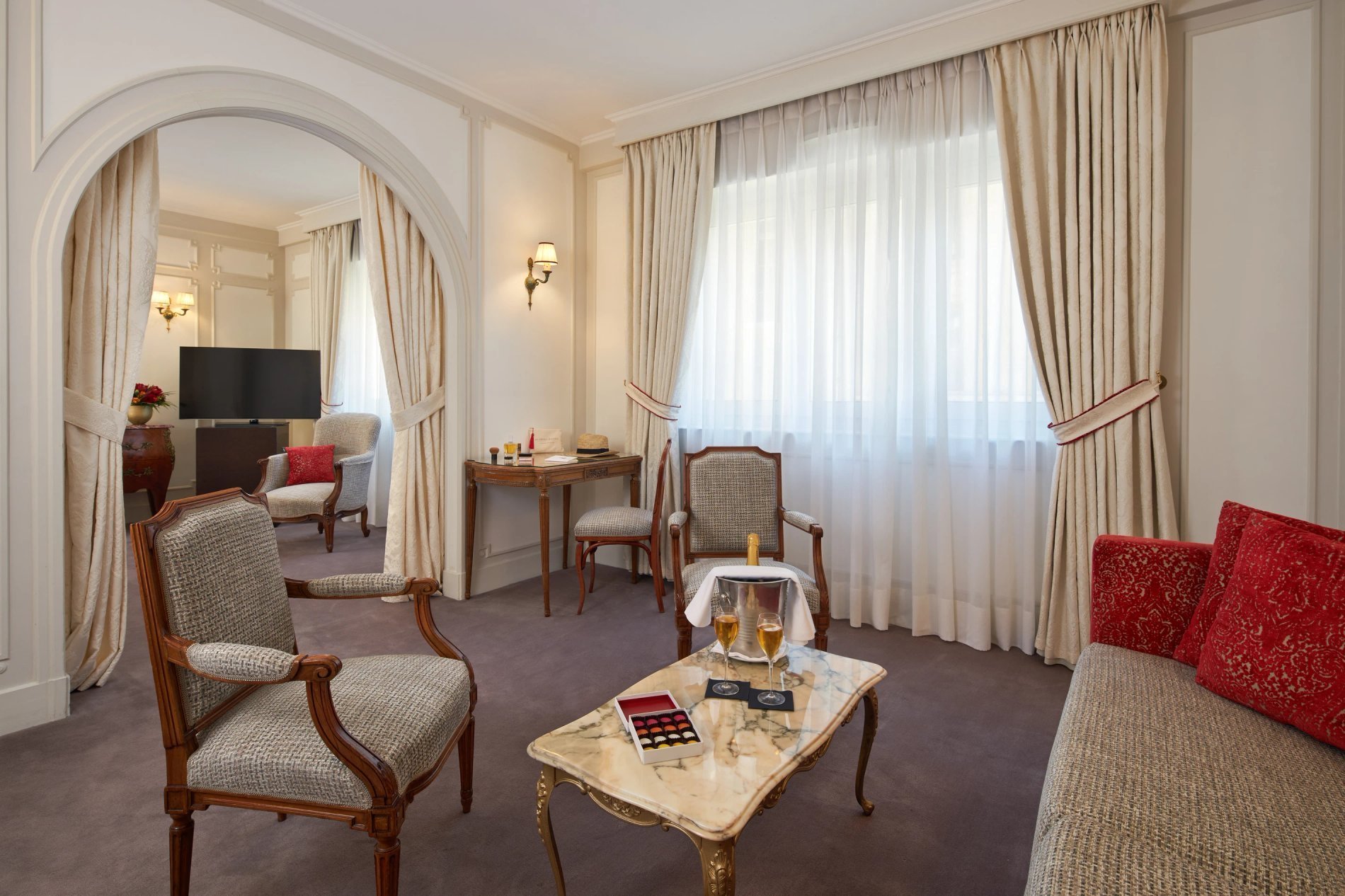 Majestic Hôtel-Spa Junior Suite
