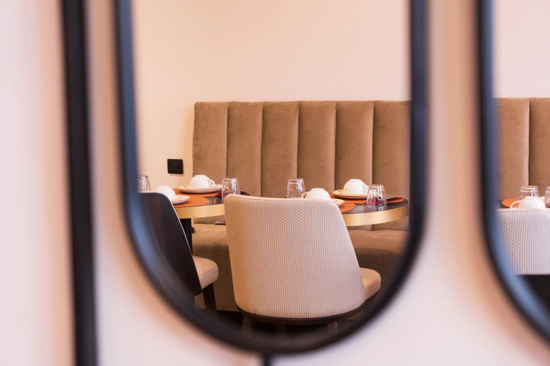 HOTEL FROCHOT MONTMARTRE, 