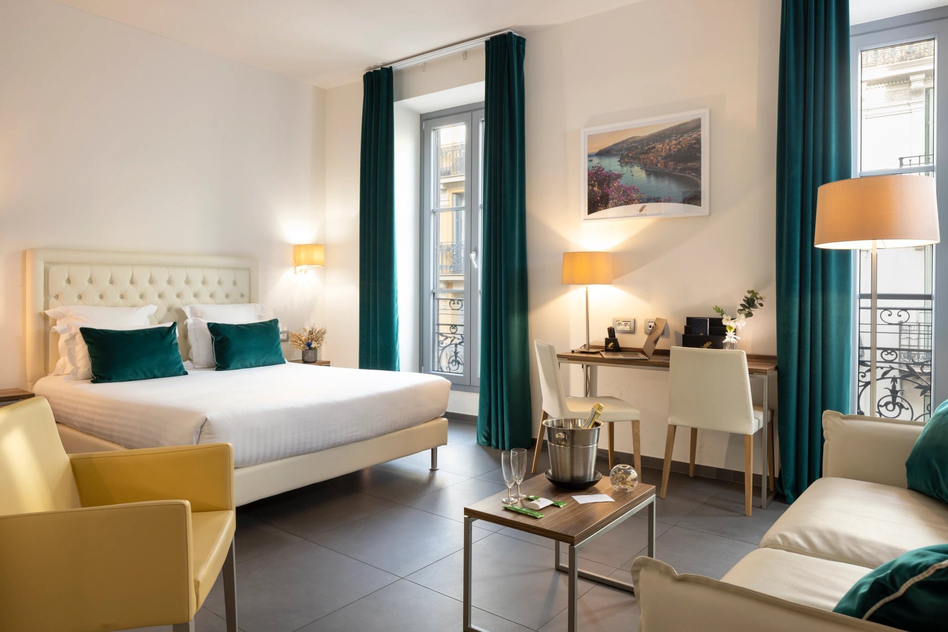 61de87c5-c0d5-48cf-a109-5e462658d3a9