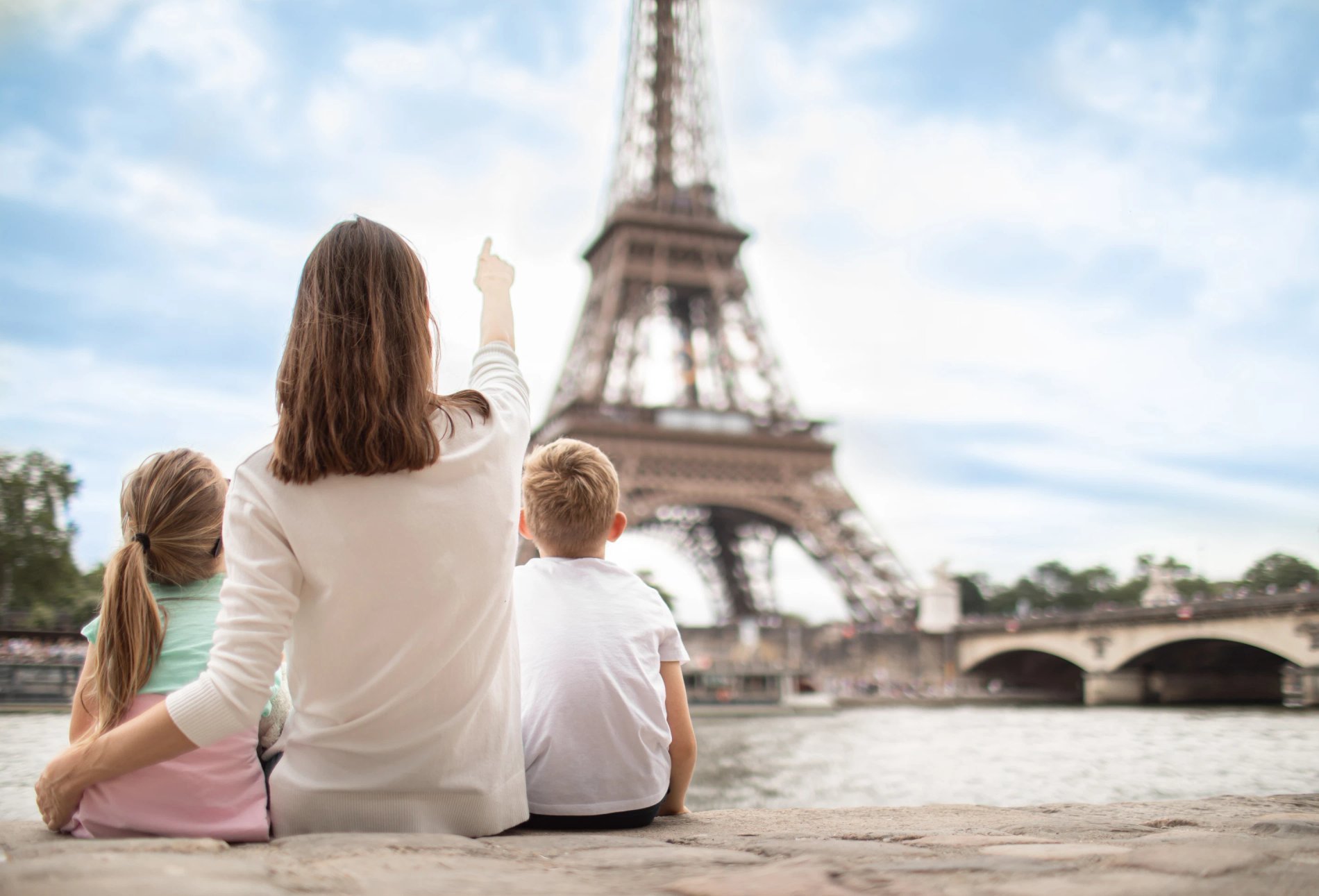 séjour en famille à paris avec les hôtels saint-louis