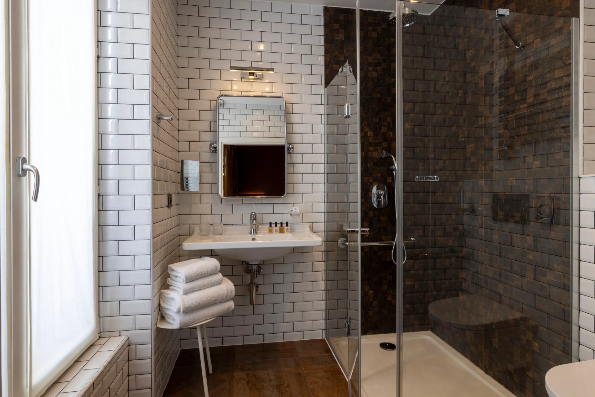 Hôtel Whistler Chambre Supérieure Balcon Salle de bain Douche