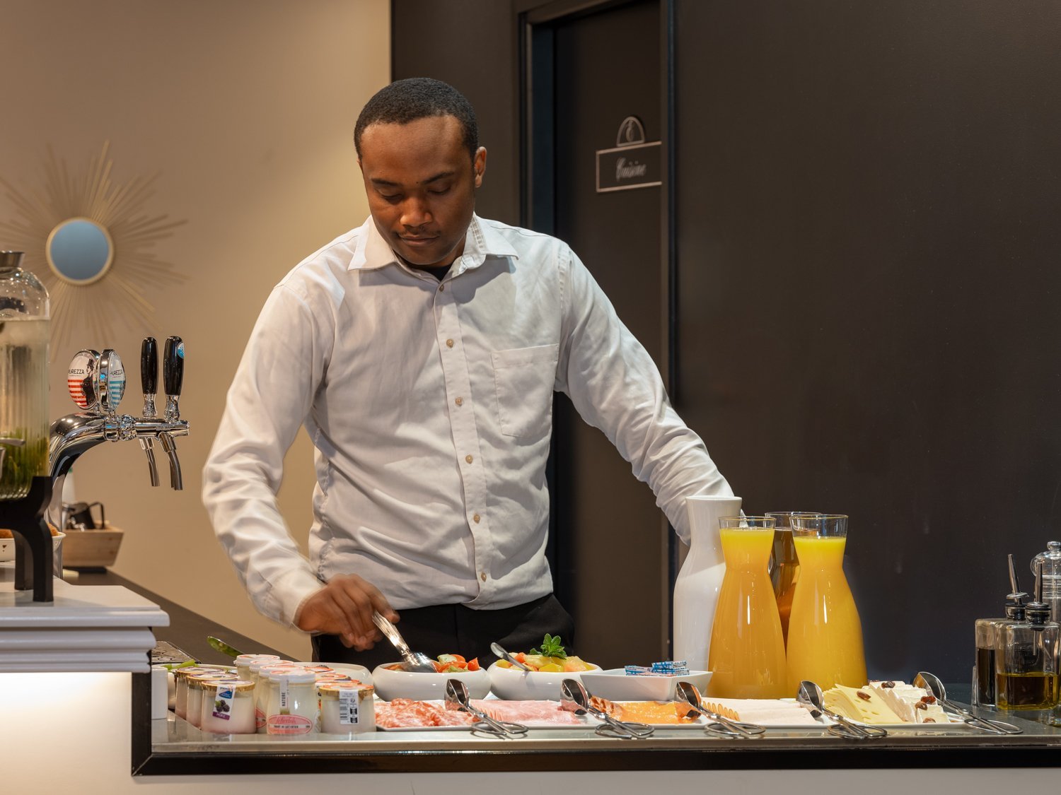 63f34728-7021-45f8-a749-c02700db2edf