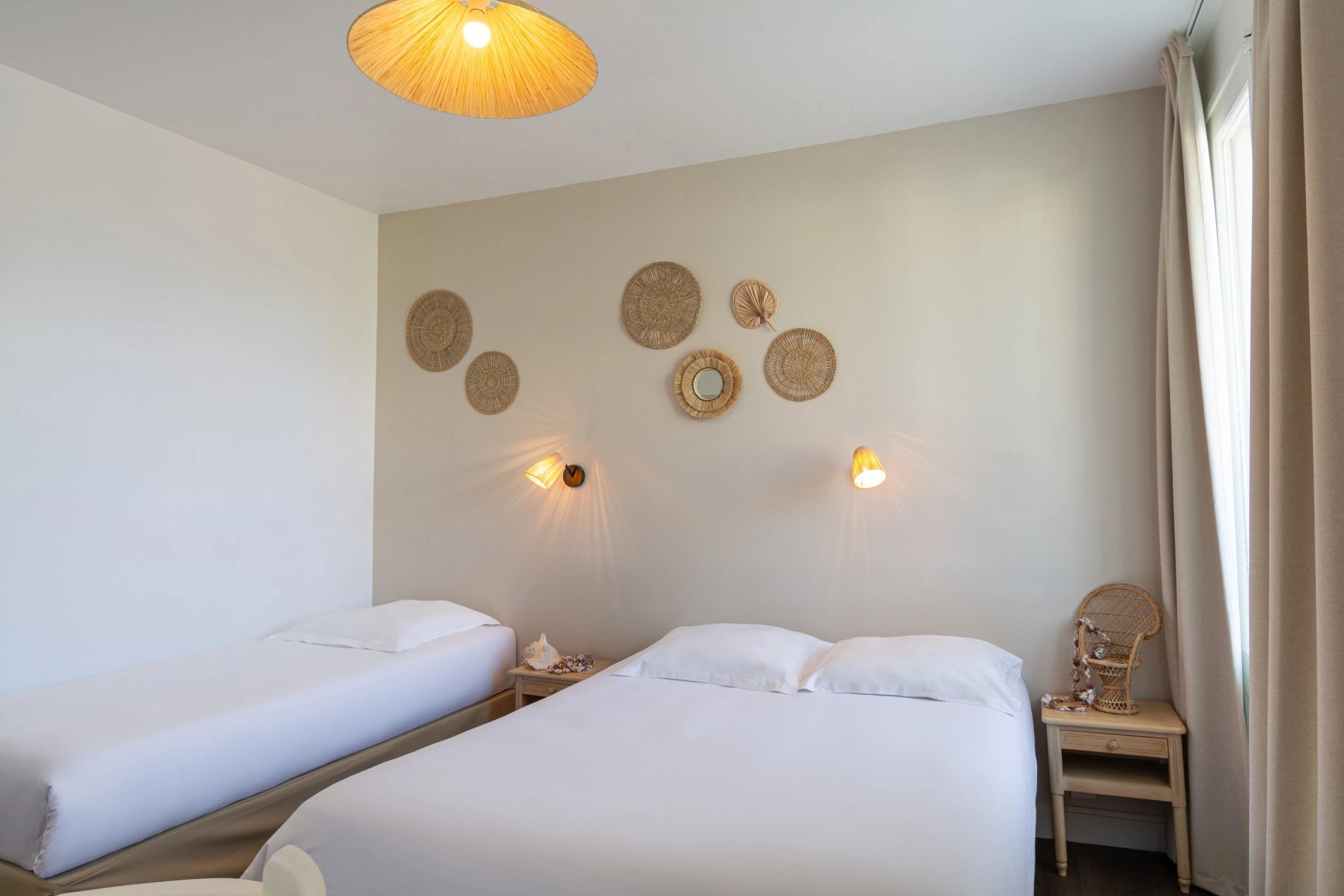 6453ff12-1c2f-4f74-b98a-55ab8993932e