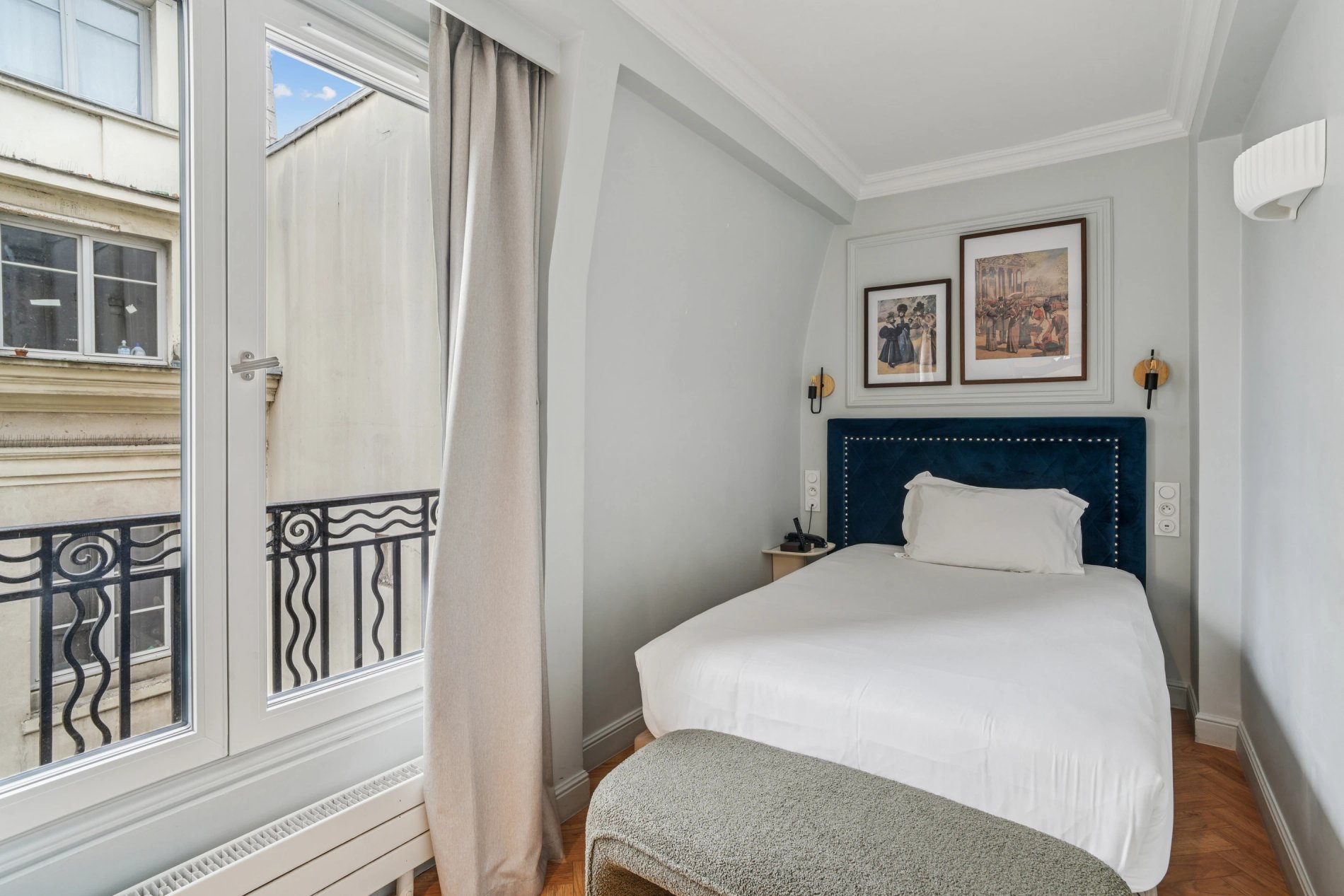 6680b2e2-46d5-4852-8ab6-3b4c783d858a