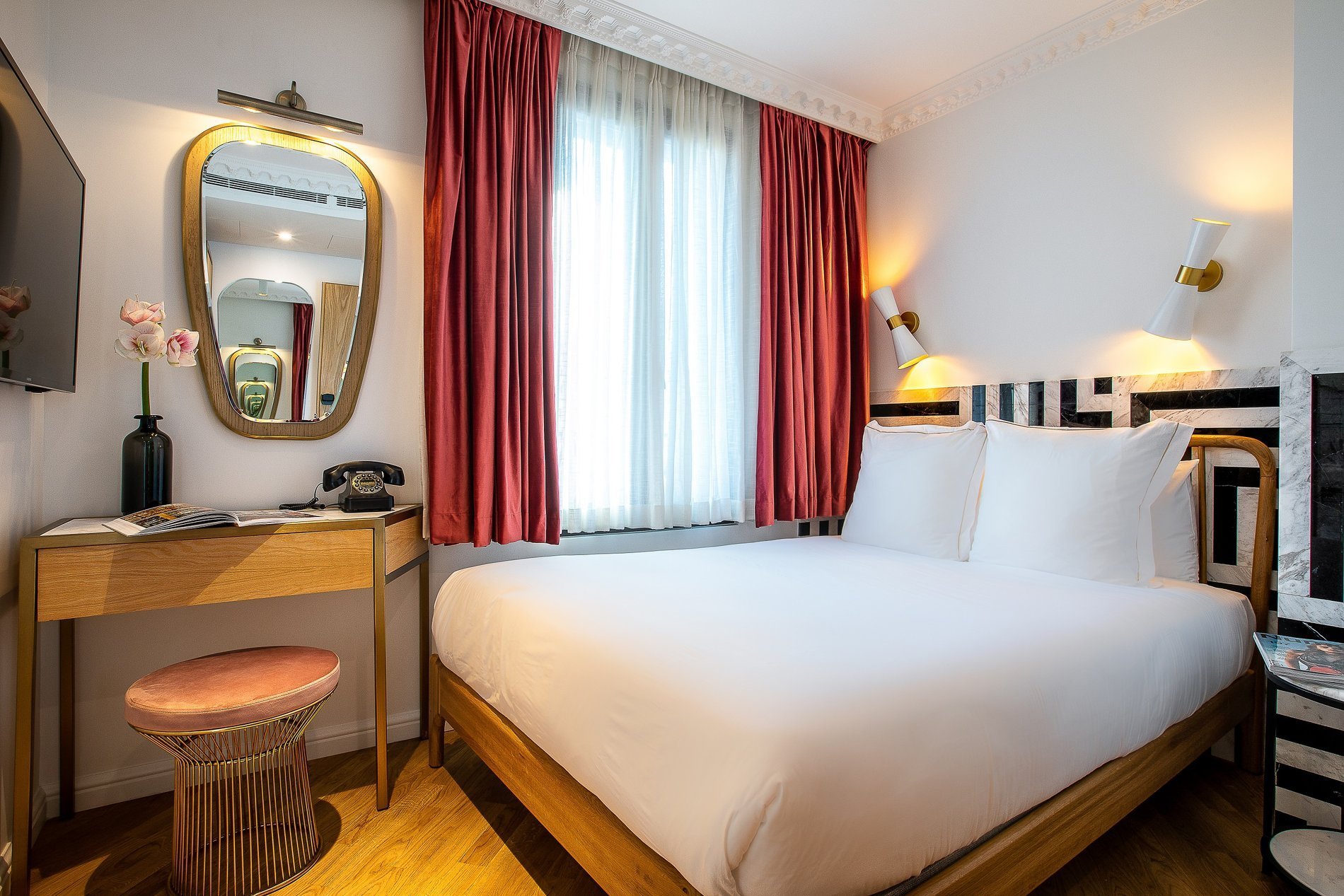 6736e220-0a97-44a2-bdc9-bb6892a85a12