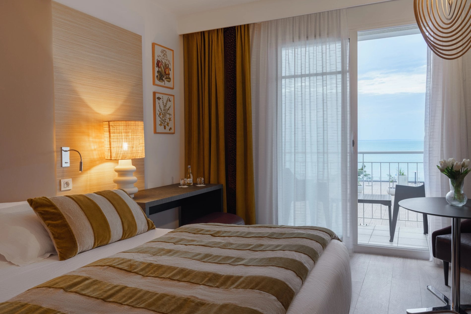 67535544-cff6-4d80-bbef-29dfa7f97633