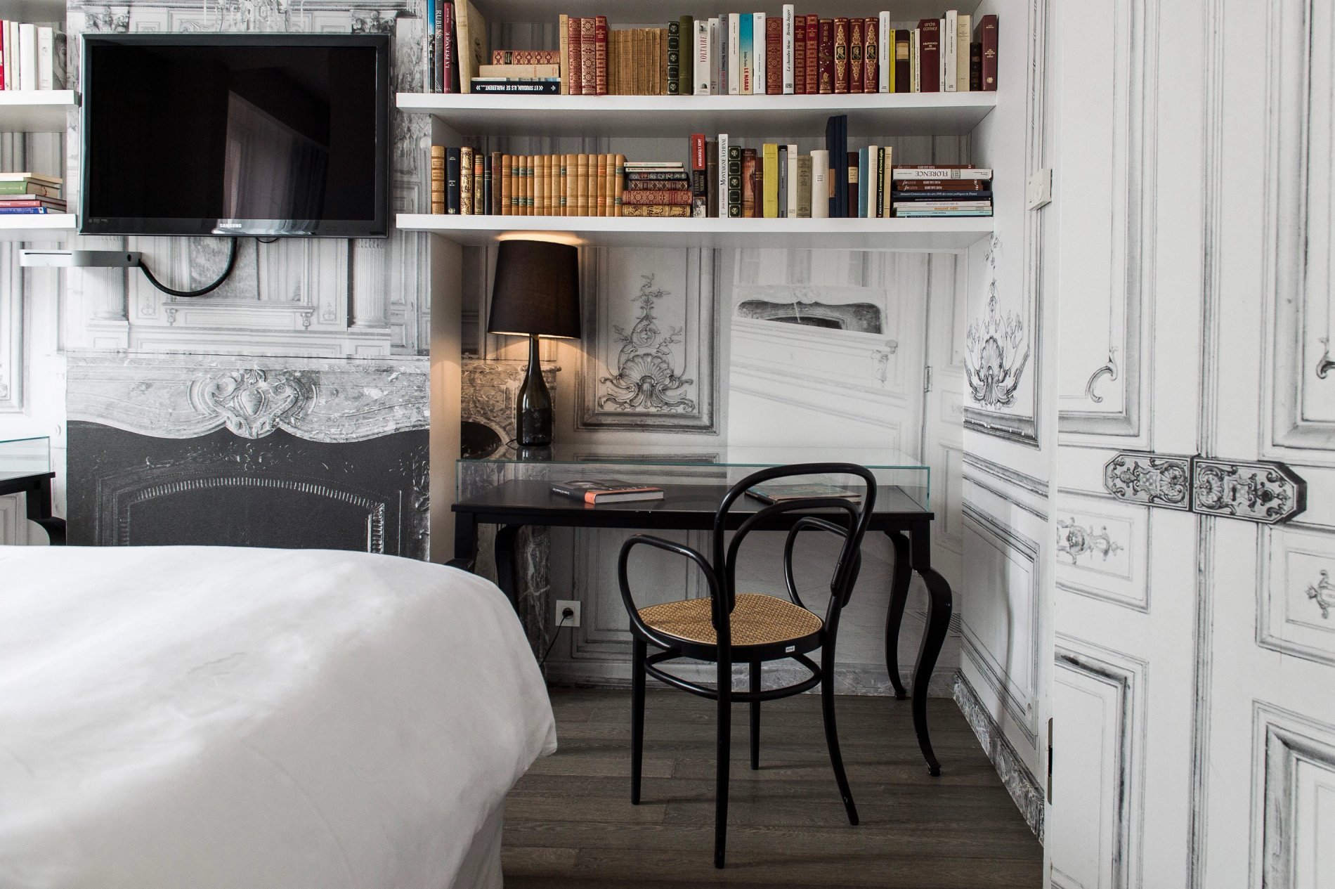 La Maison Champs-Elysées | Suite salon doré