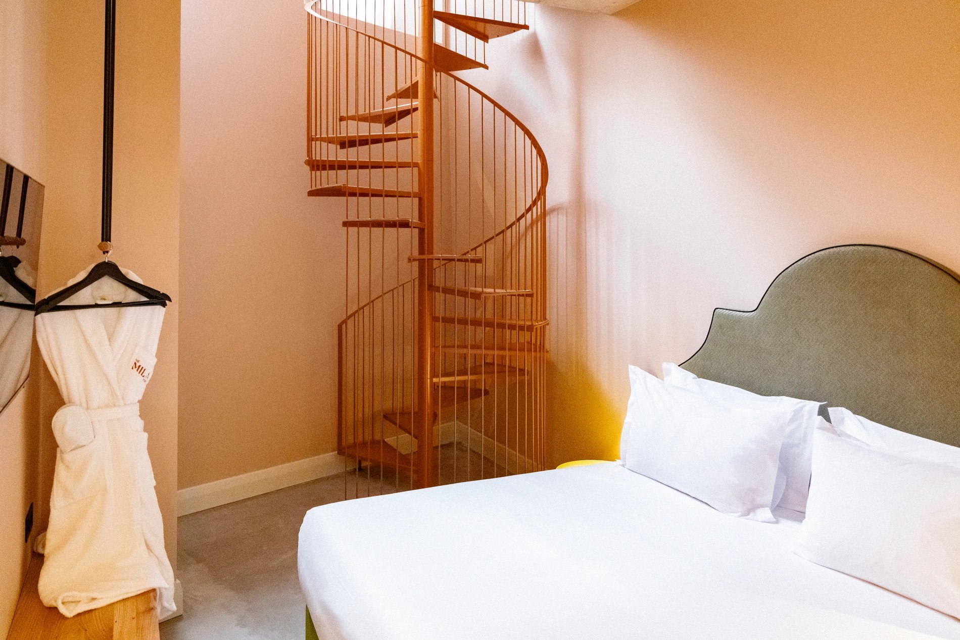 687930ce-28d9-43f6-a1a1-9af422f0d1cf