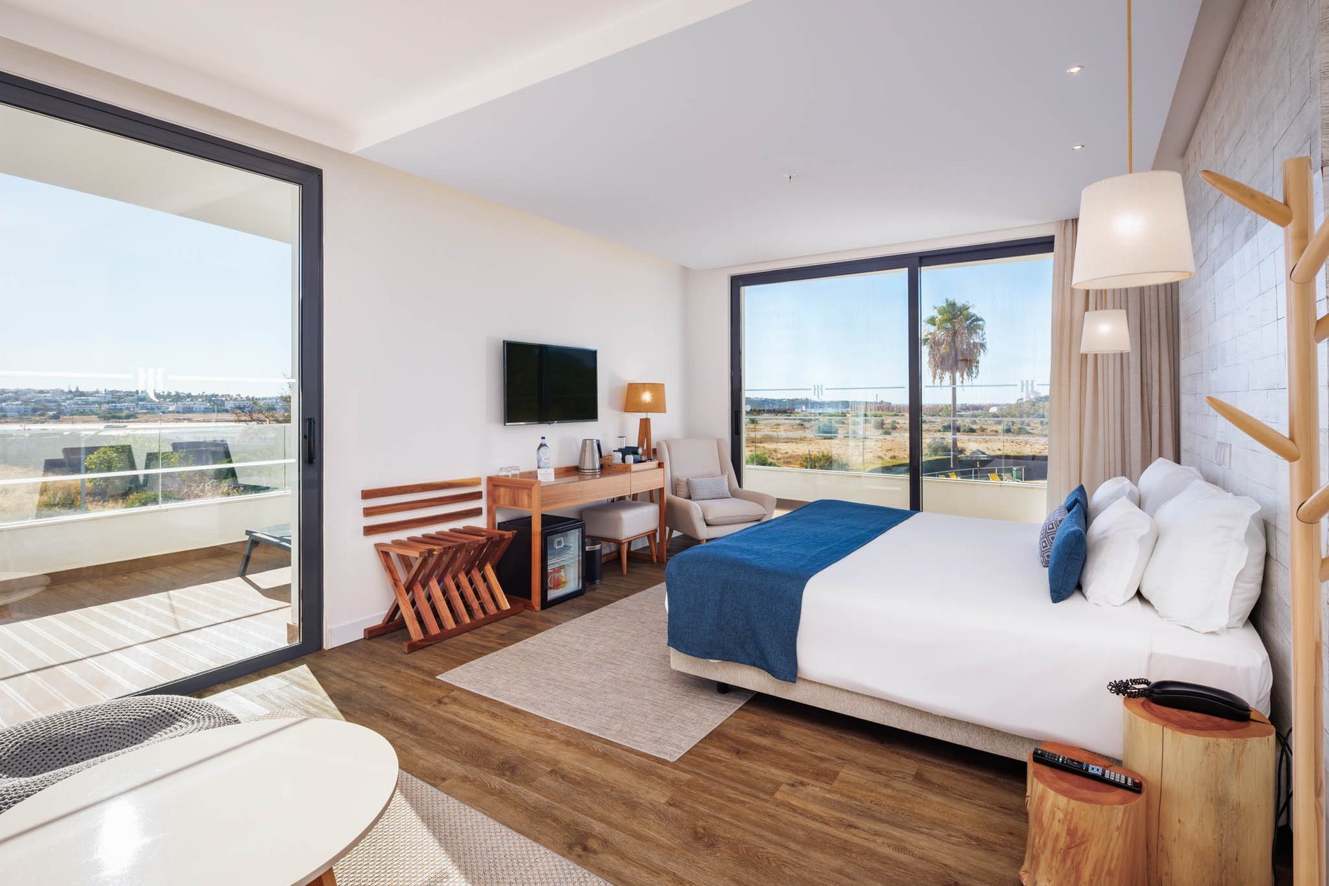 695c718e-8e7d-47db-95f1-74e06ab65ea7